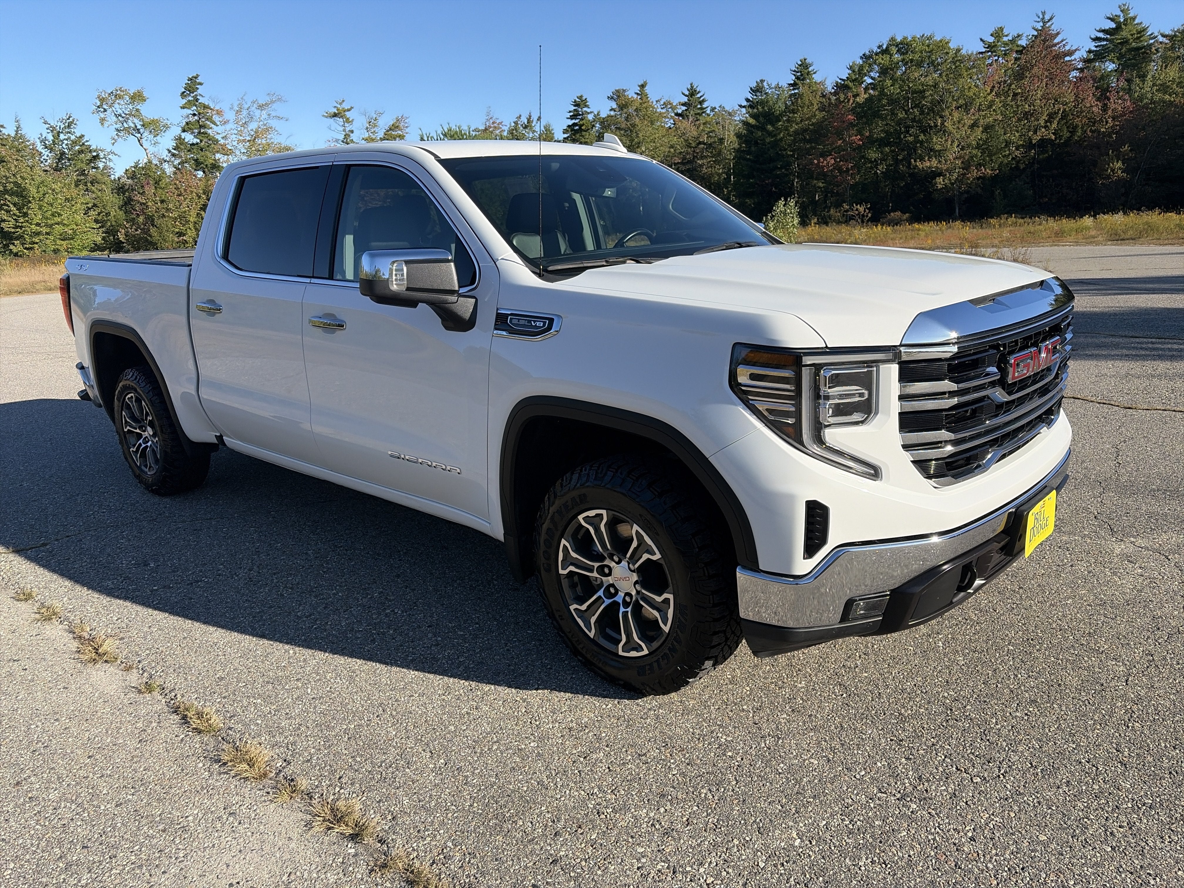 2025 GMC Sierra 1500 SLT