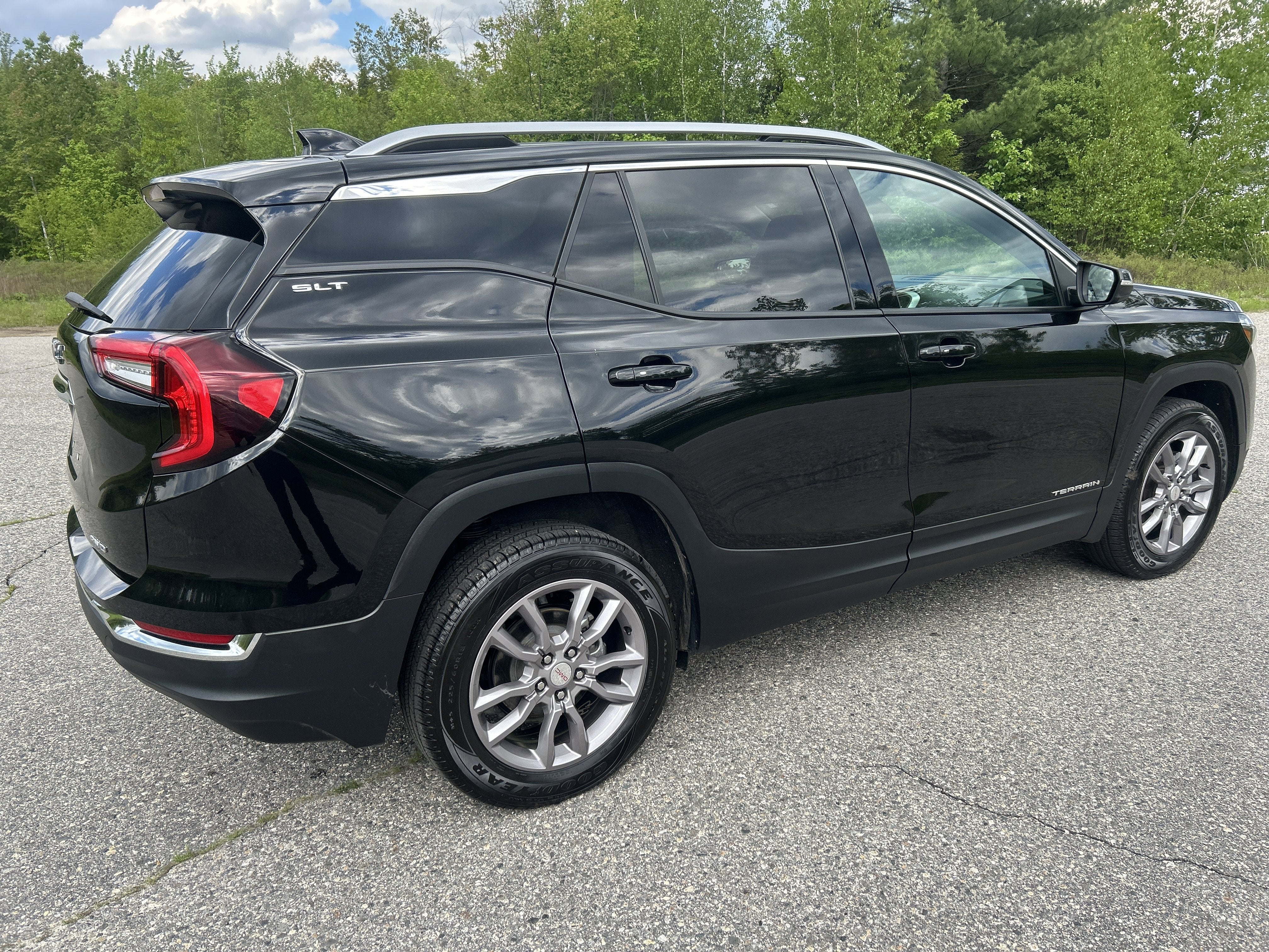 2024 GMC Terrain SLT