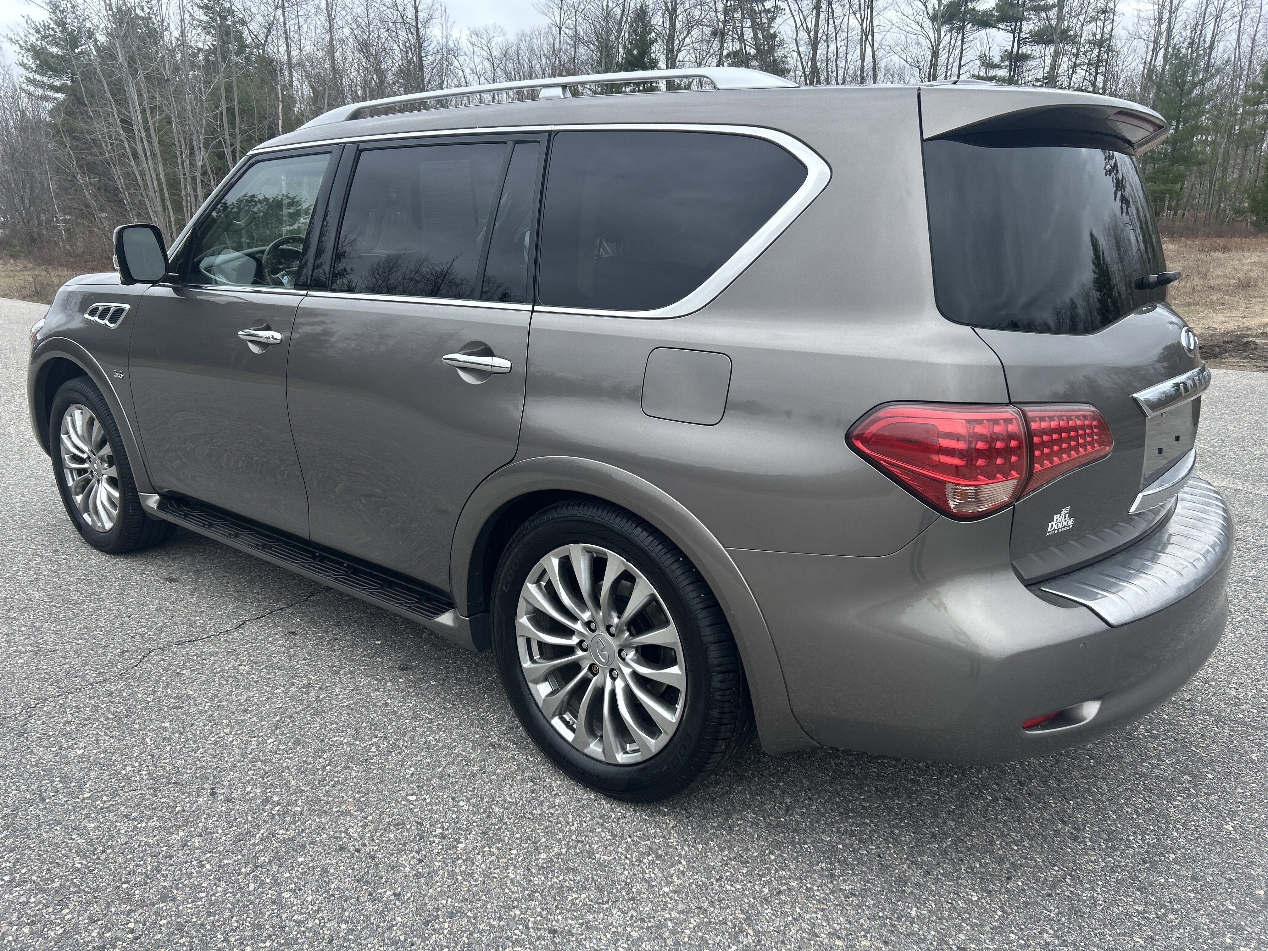 2017 INFINITI QX80 AWD
