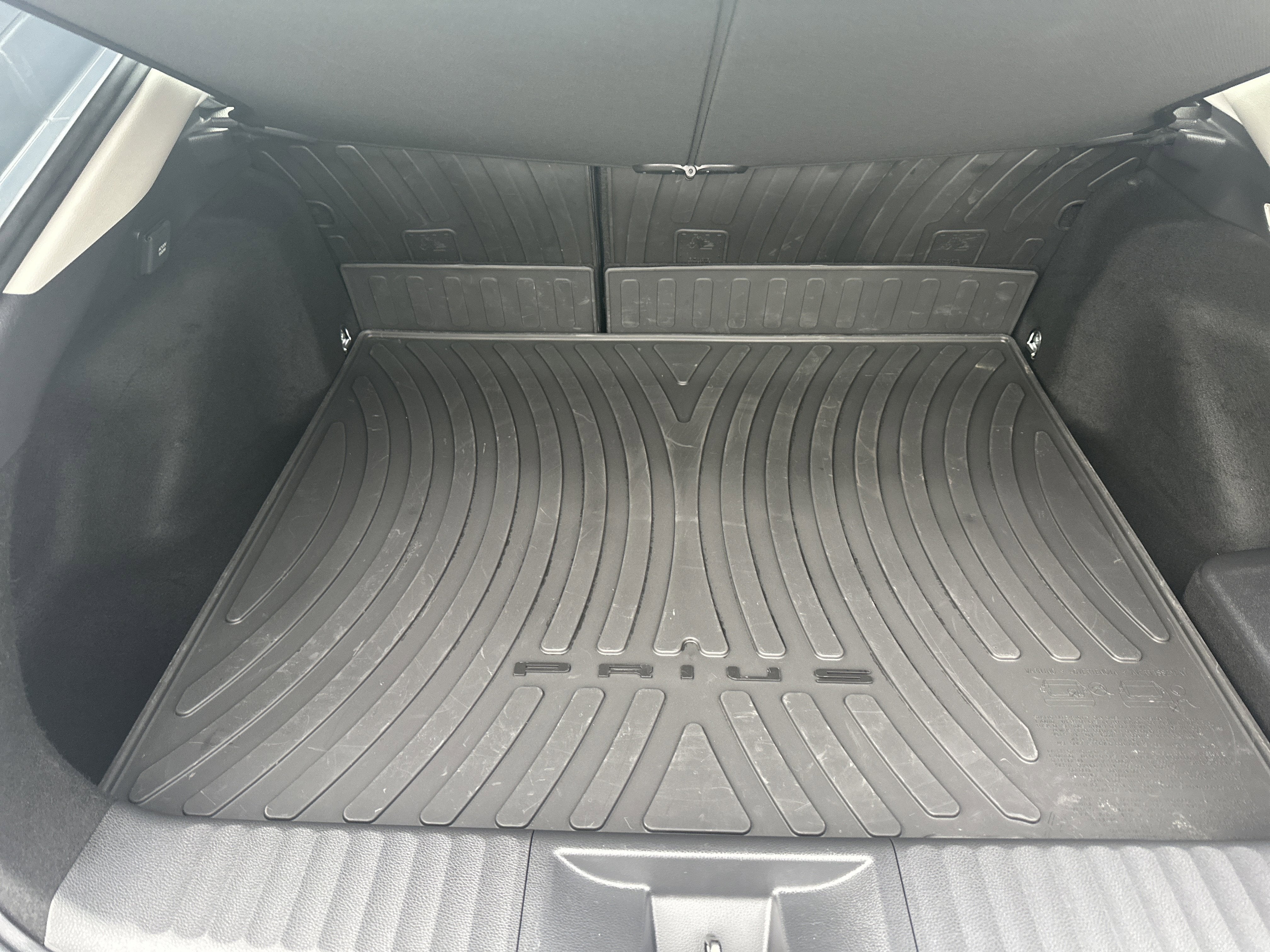 2024 Toyota Prius Prime SE