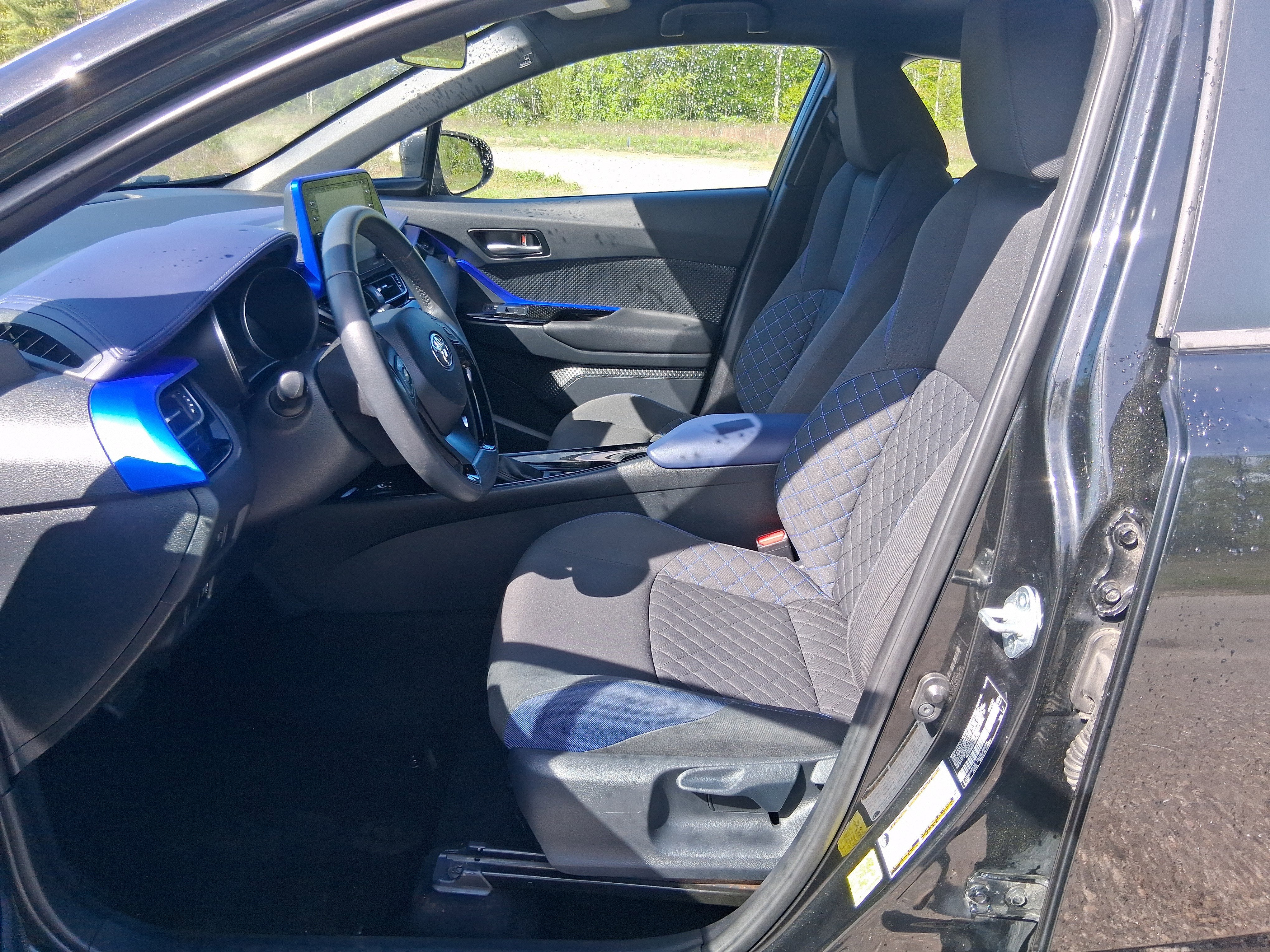 2020 Toyota C-HR LE