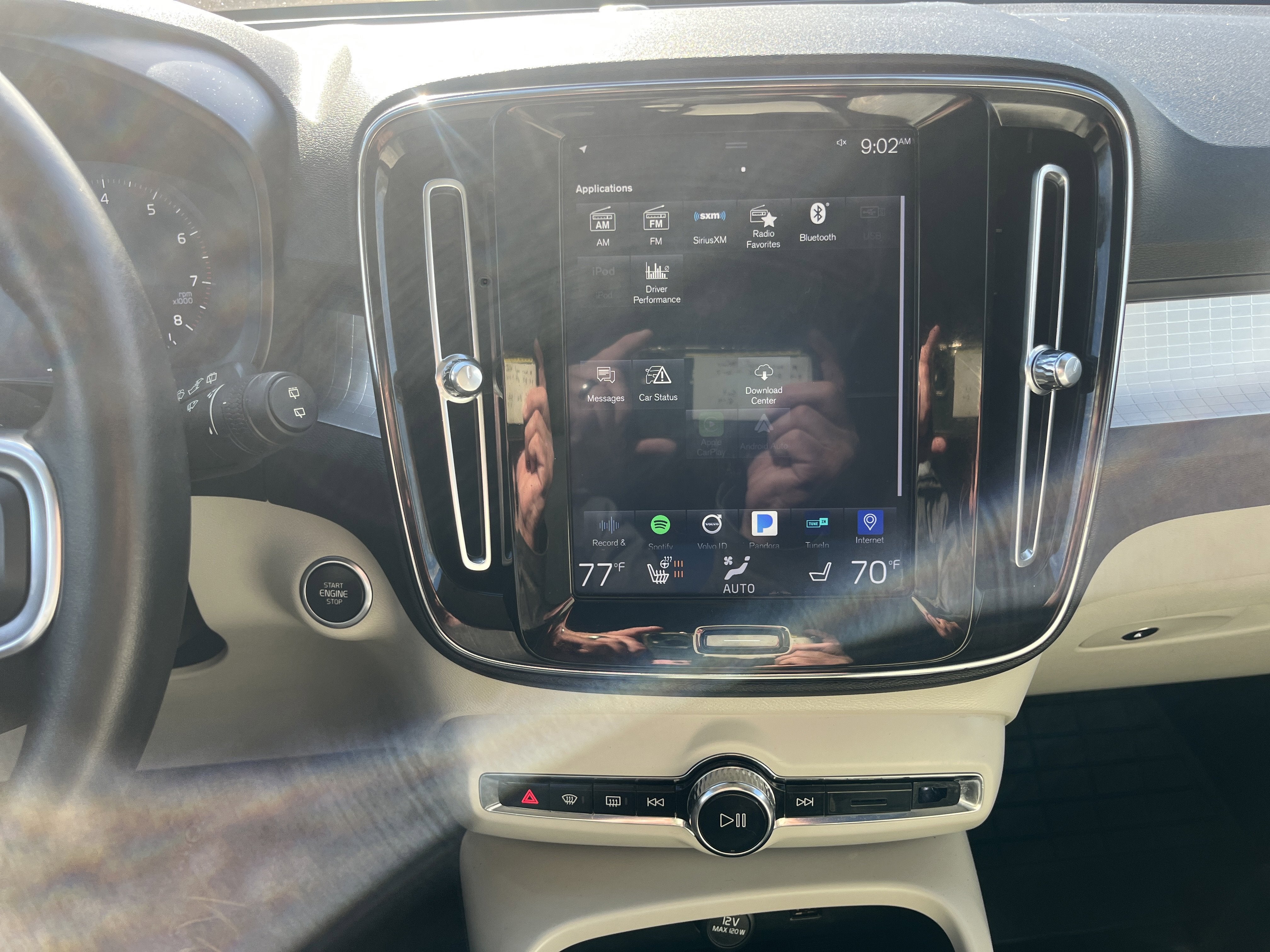 2019 Volvo XC40 Momentum