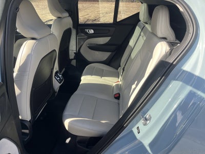 2019 Volvo XC40 Momentum