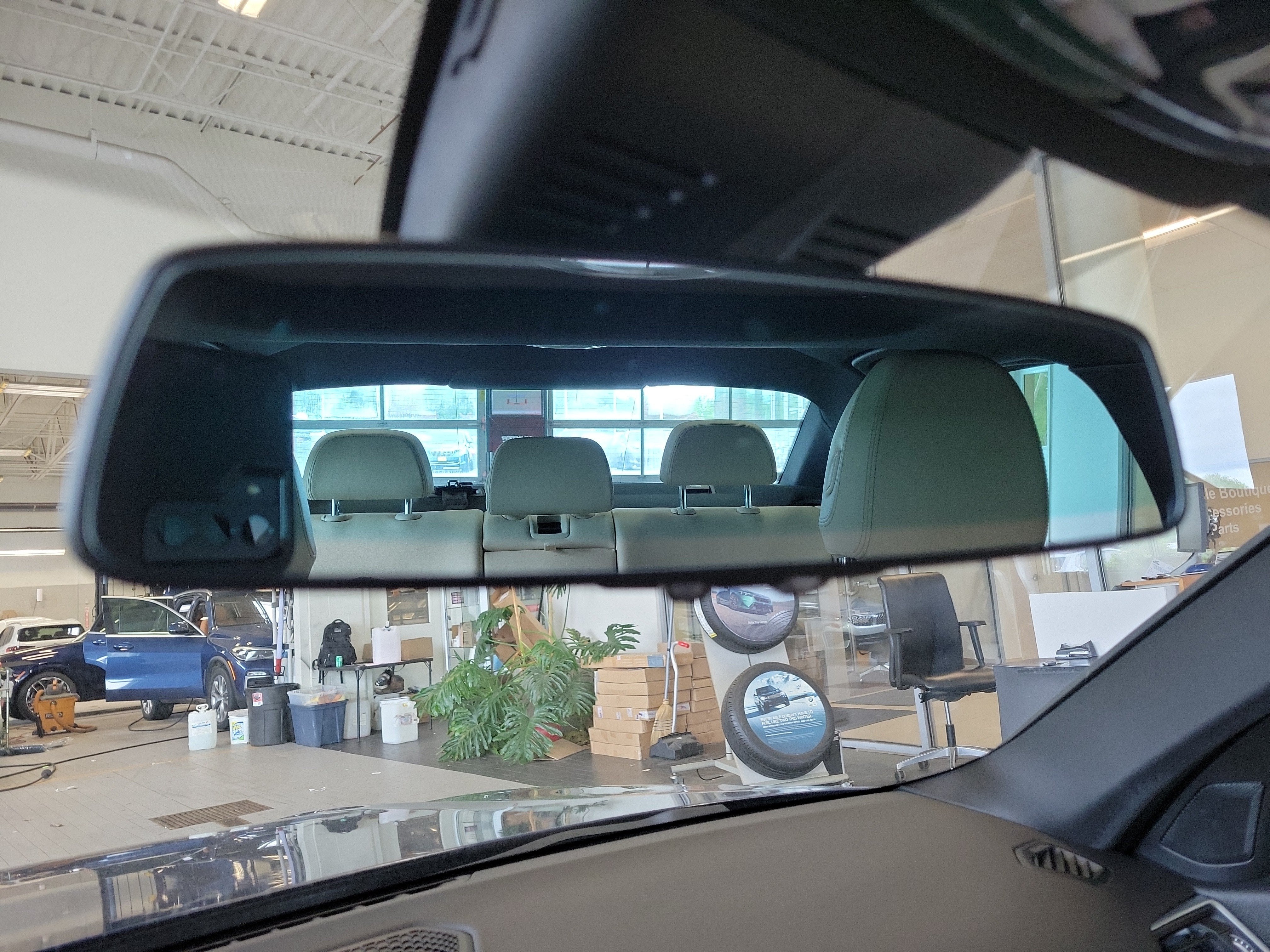 2024 BMW 3 Series 330i xDrive
