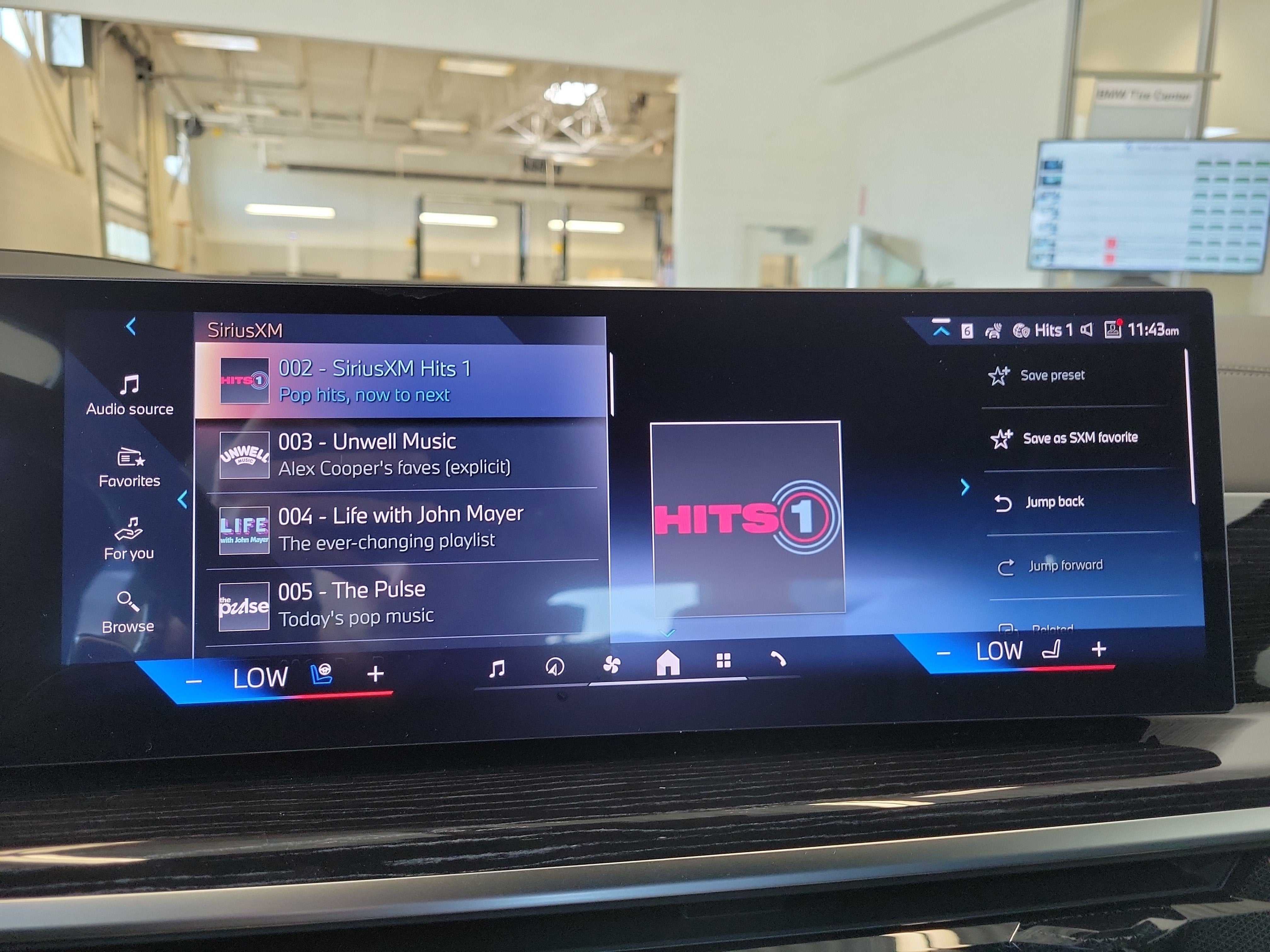 2027 BMW X7 xDrive40i