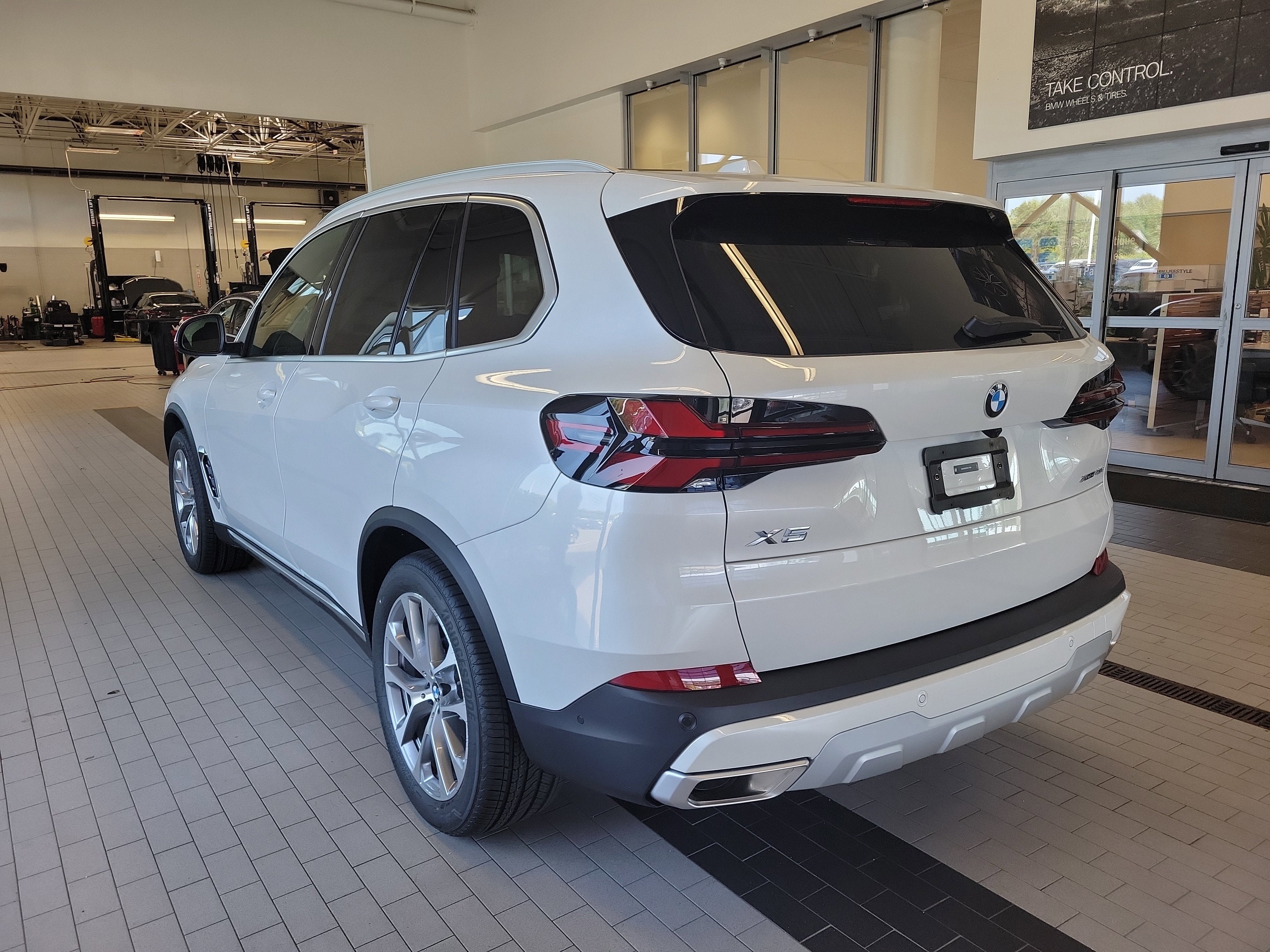 2026 BMW X5 xDrive40i