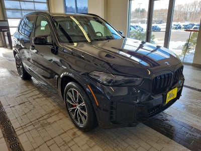 2025 BMW X5 M60i
