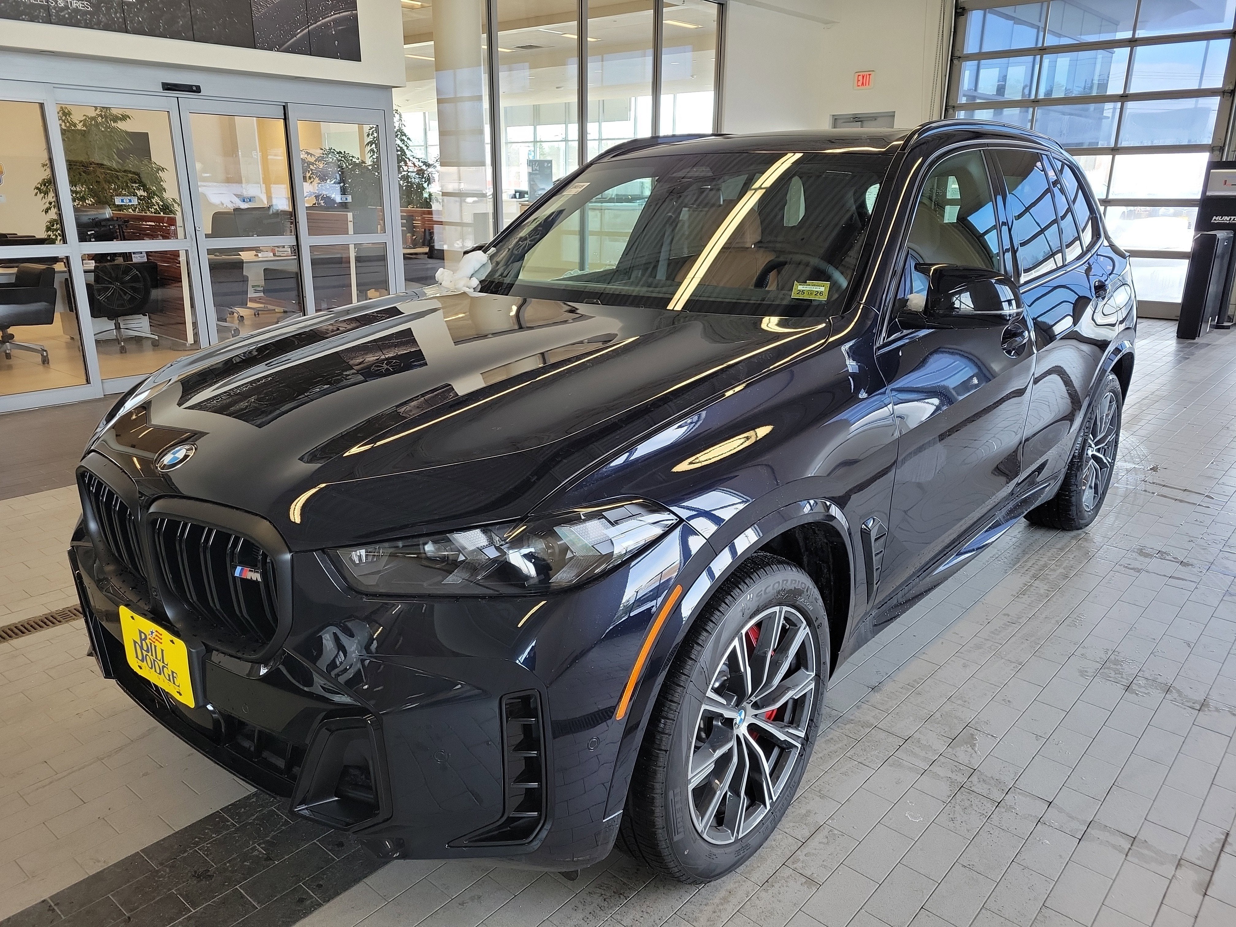 2026 BMW X5 M60i