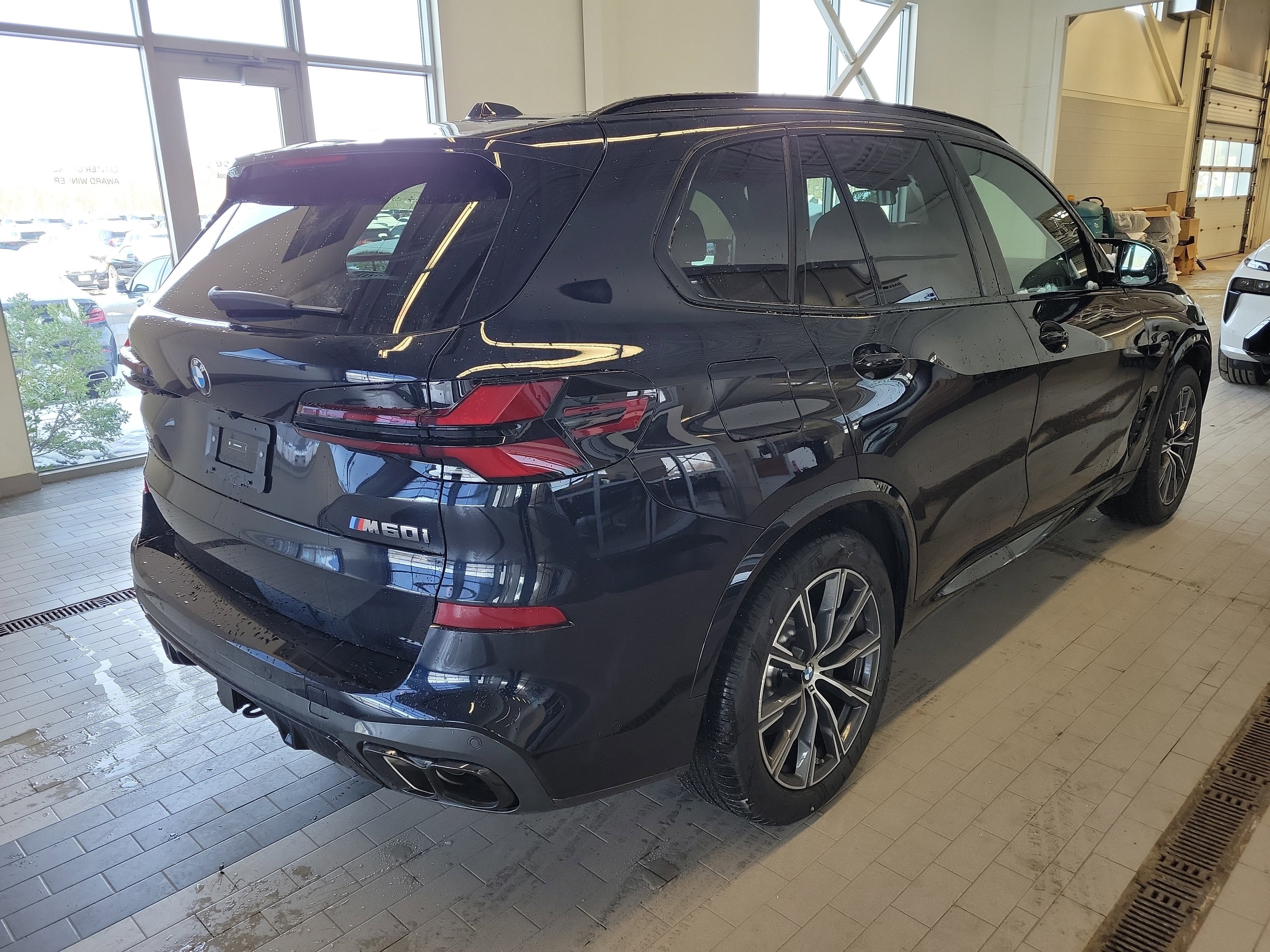 2026 BMW X5 M60i