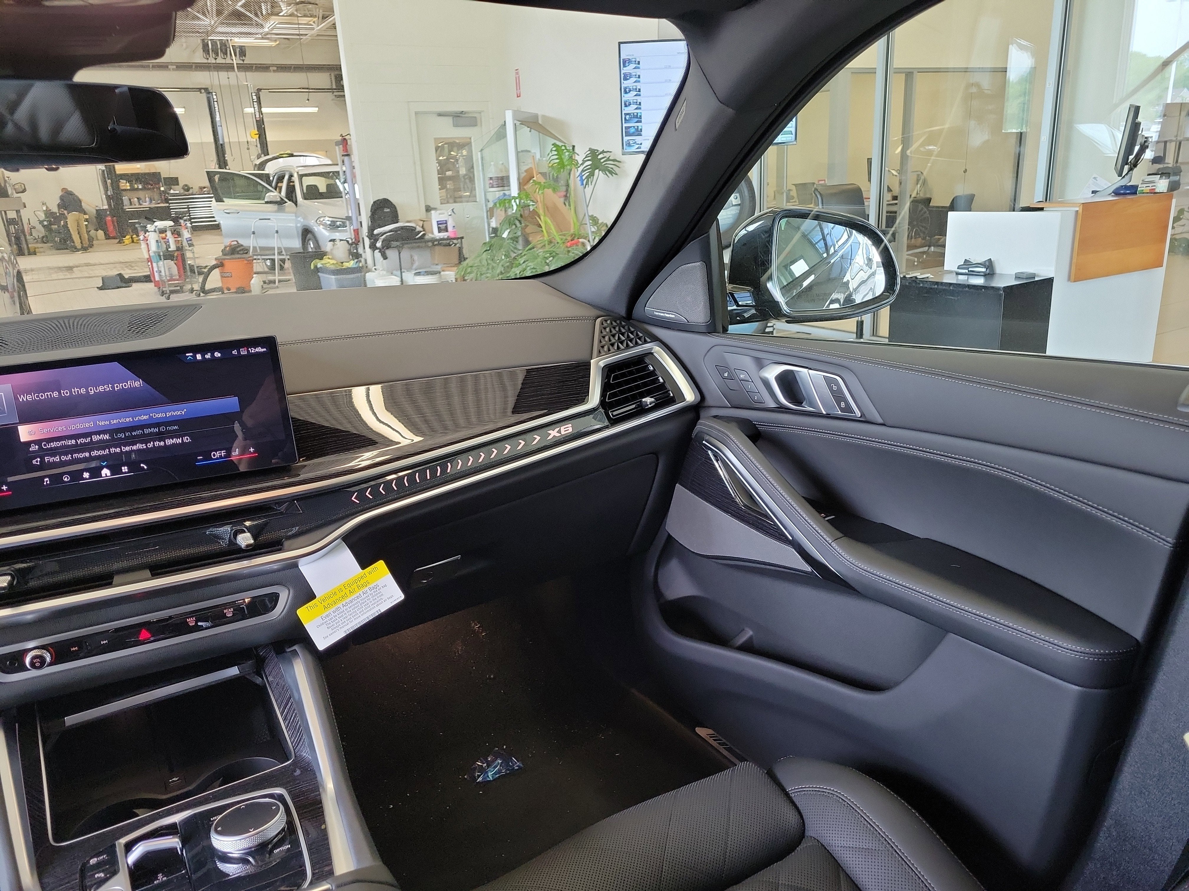 2027 BMW X6 xDrive40i