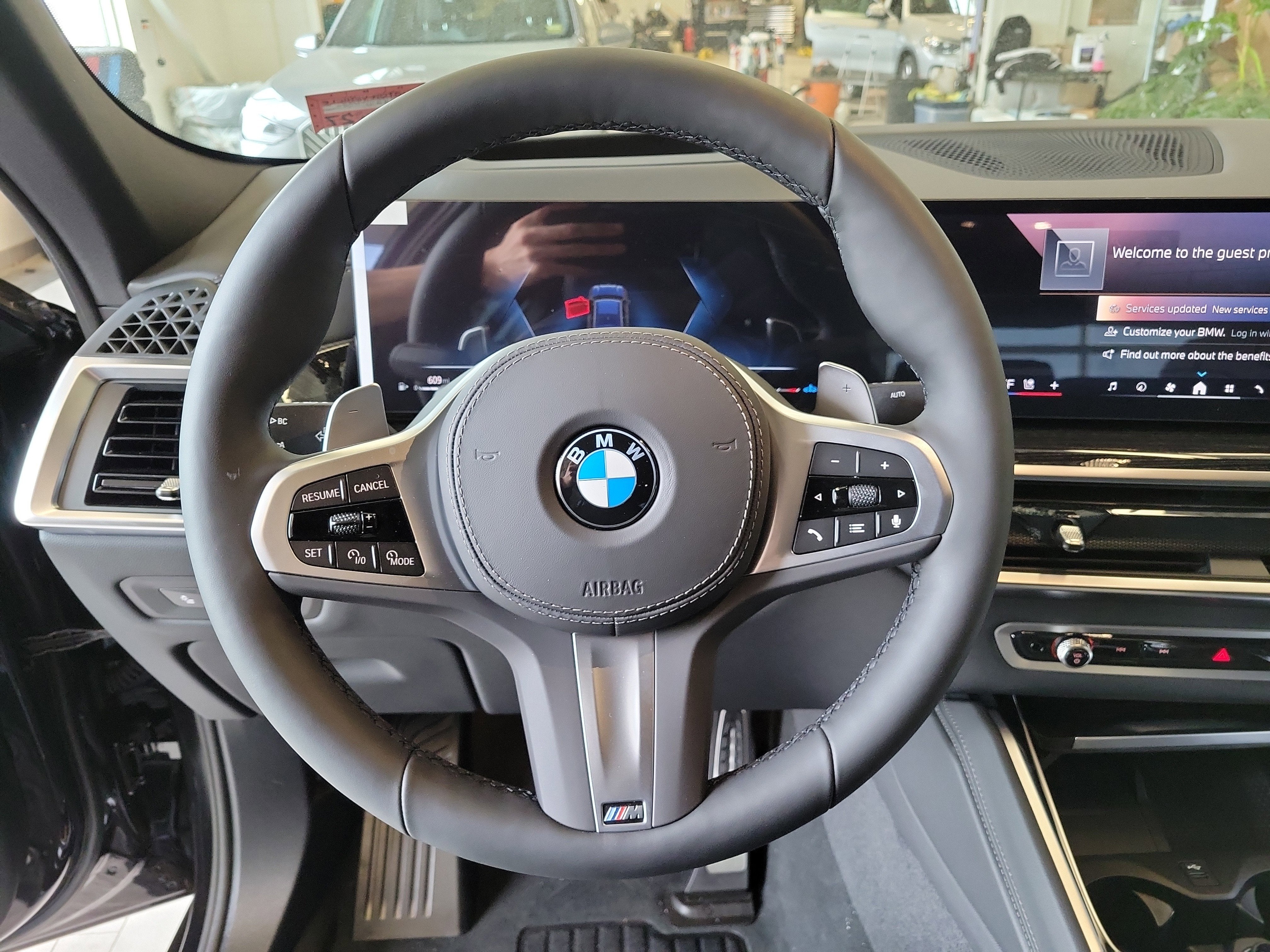 2027 BMW X6 xDrive40i