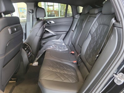2027 BMW X6 xDrive40i