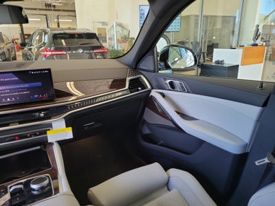 2027 BMW X6 xDrive40i