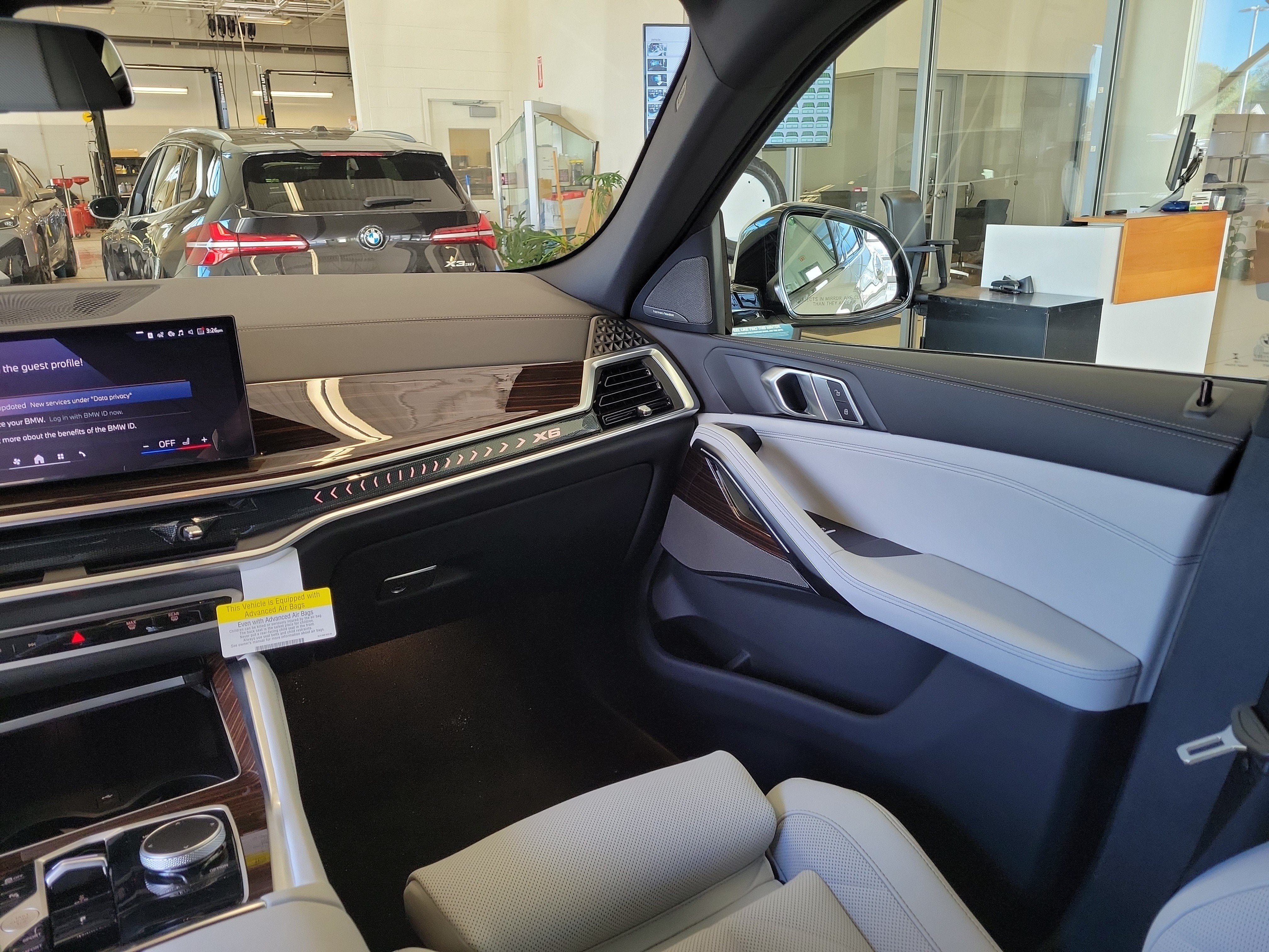 2027 BMW X6 xDrive40i