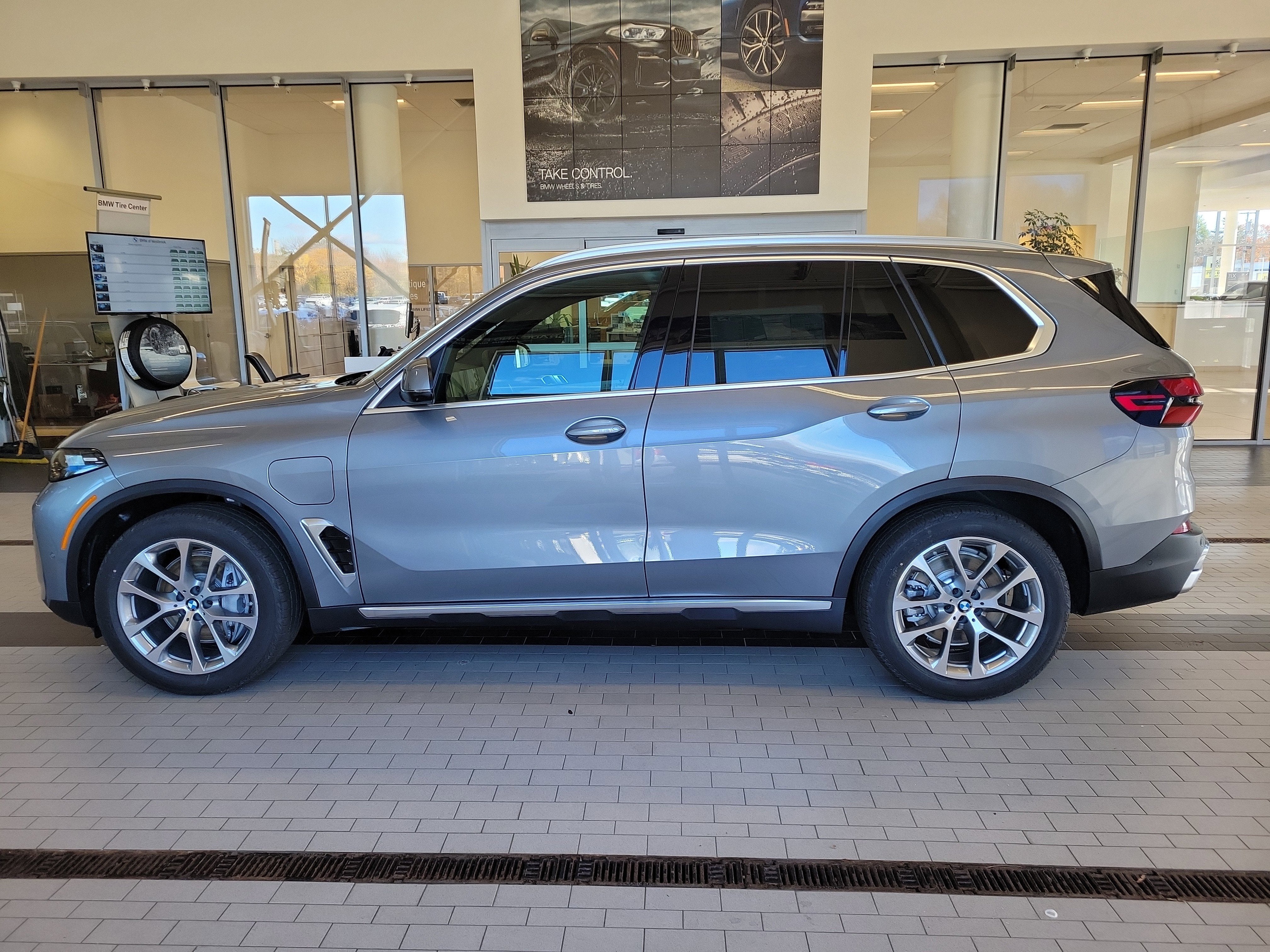 2026 BMW X5 xDrive50e