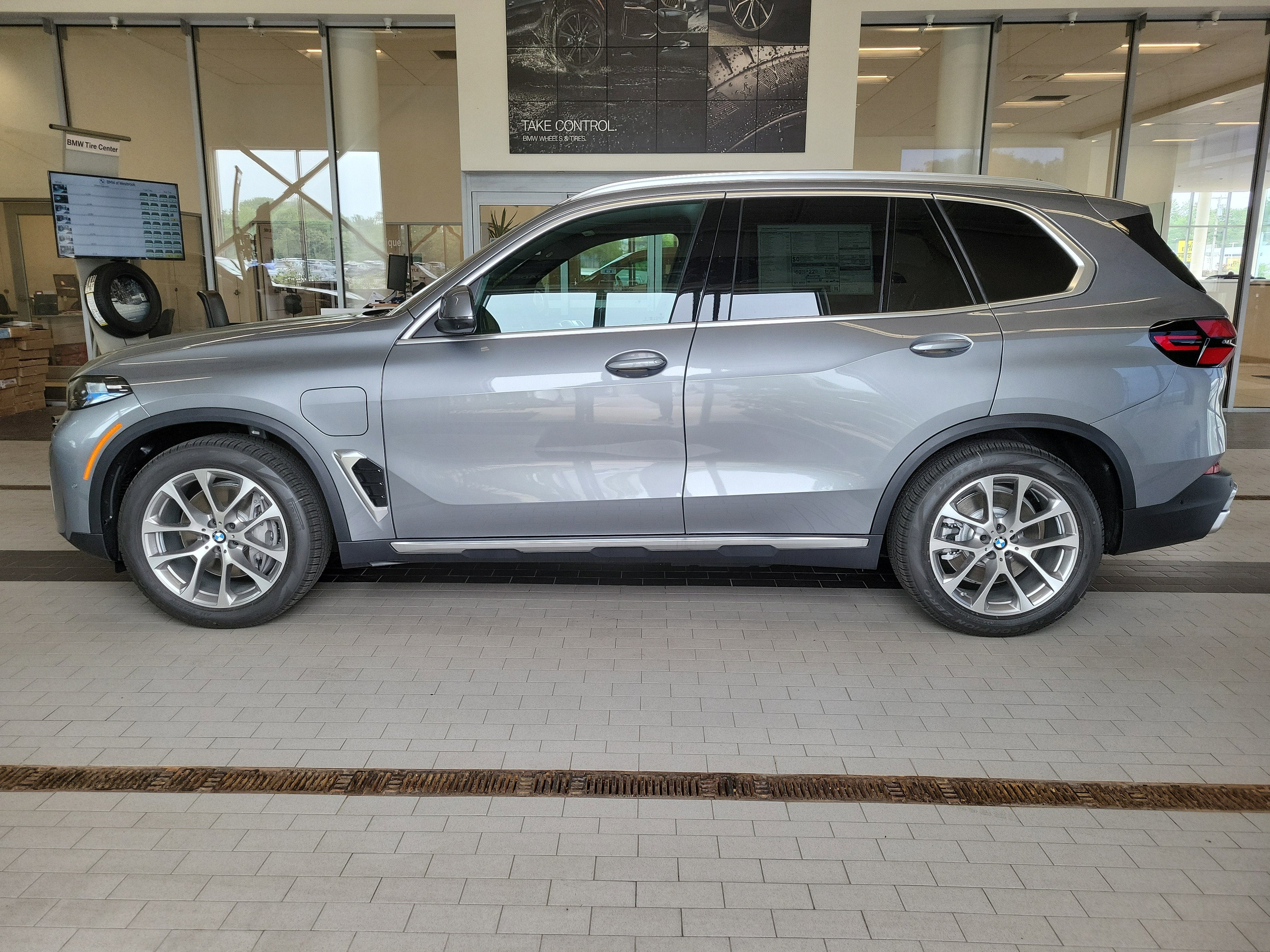 2026 BMW X5 xDrive50e