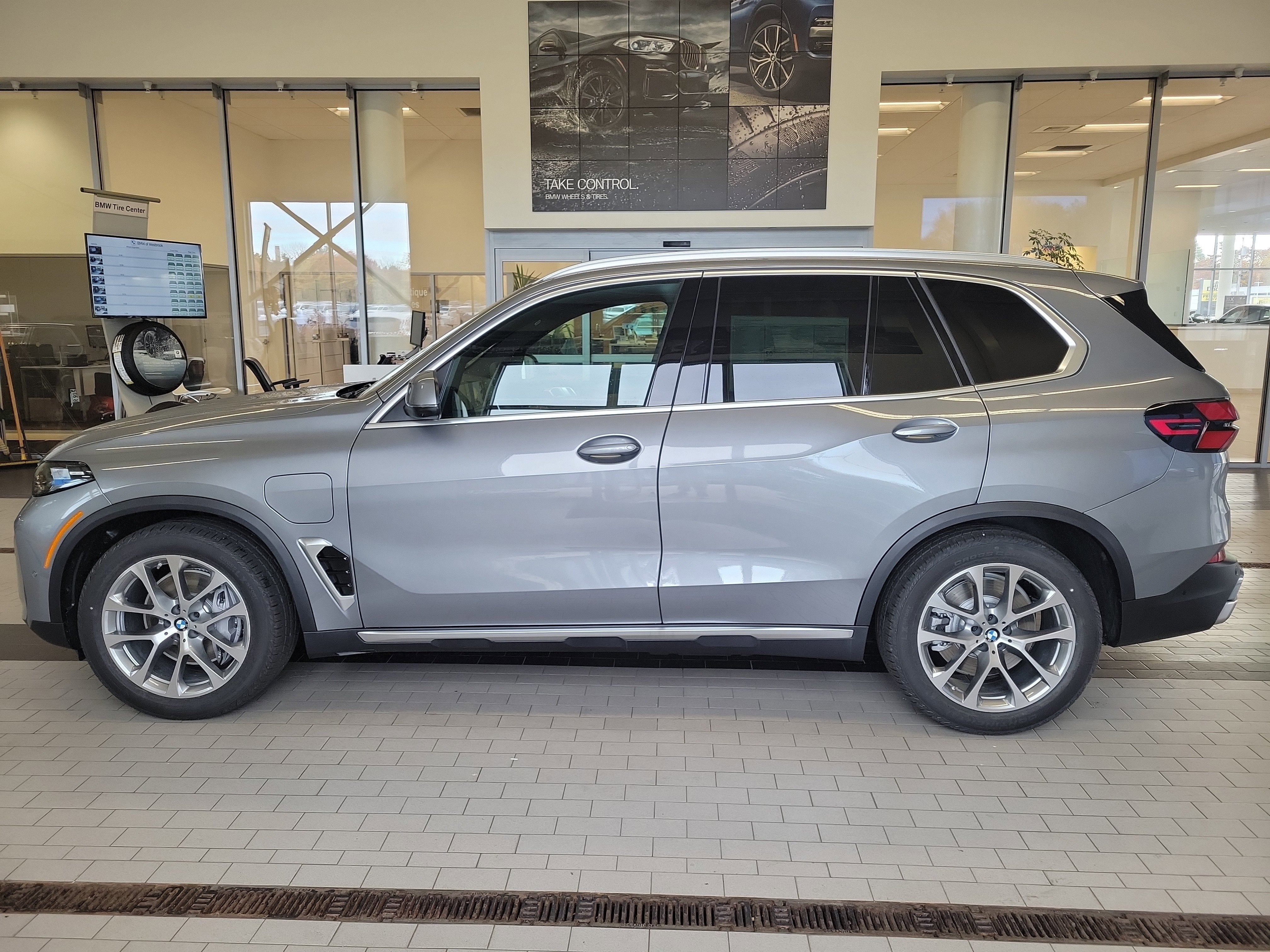2026 BMW X5 xDrive50e
