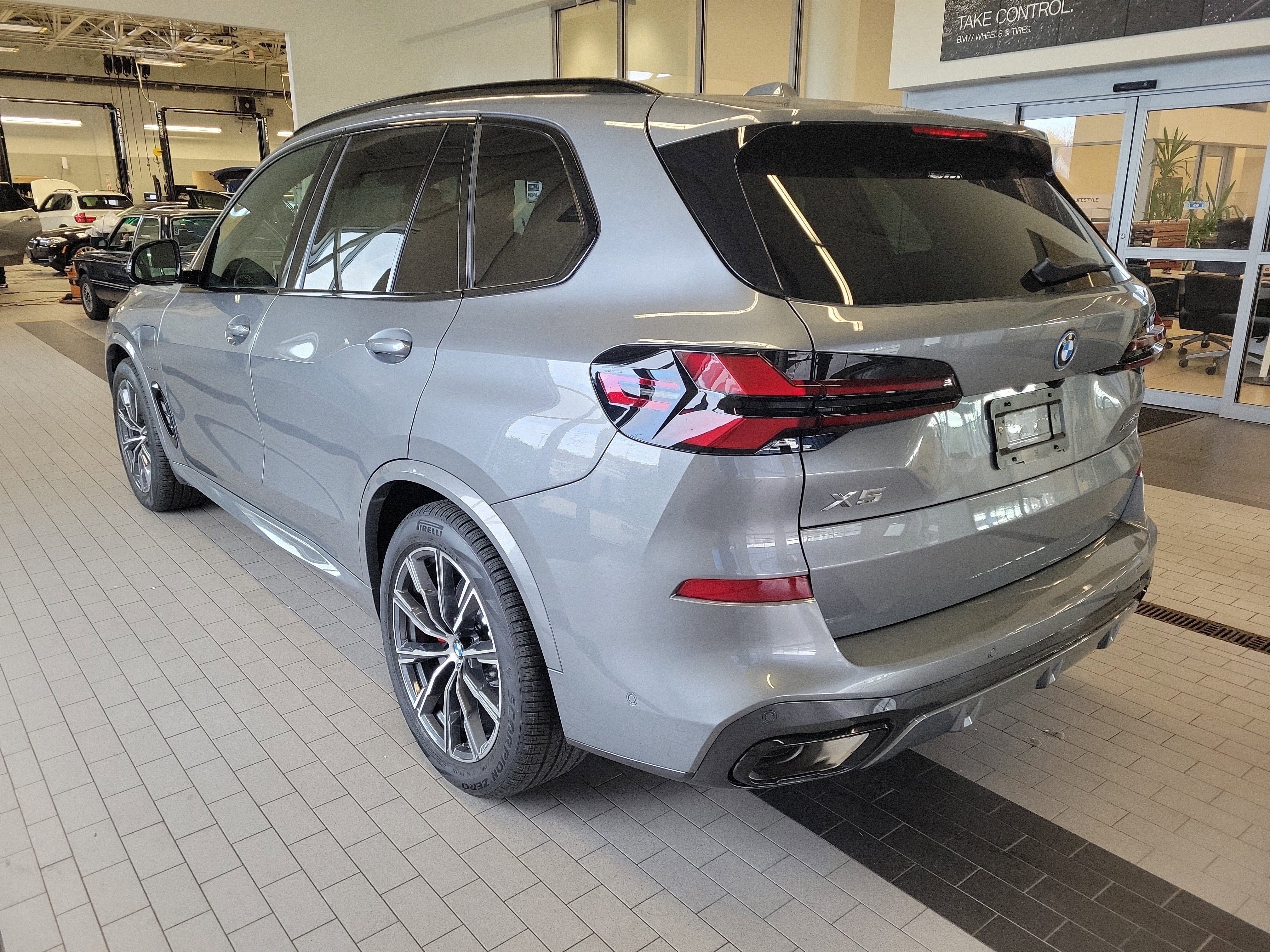2026 BMW X5 xDrive50e