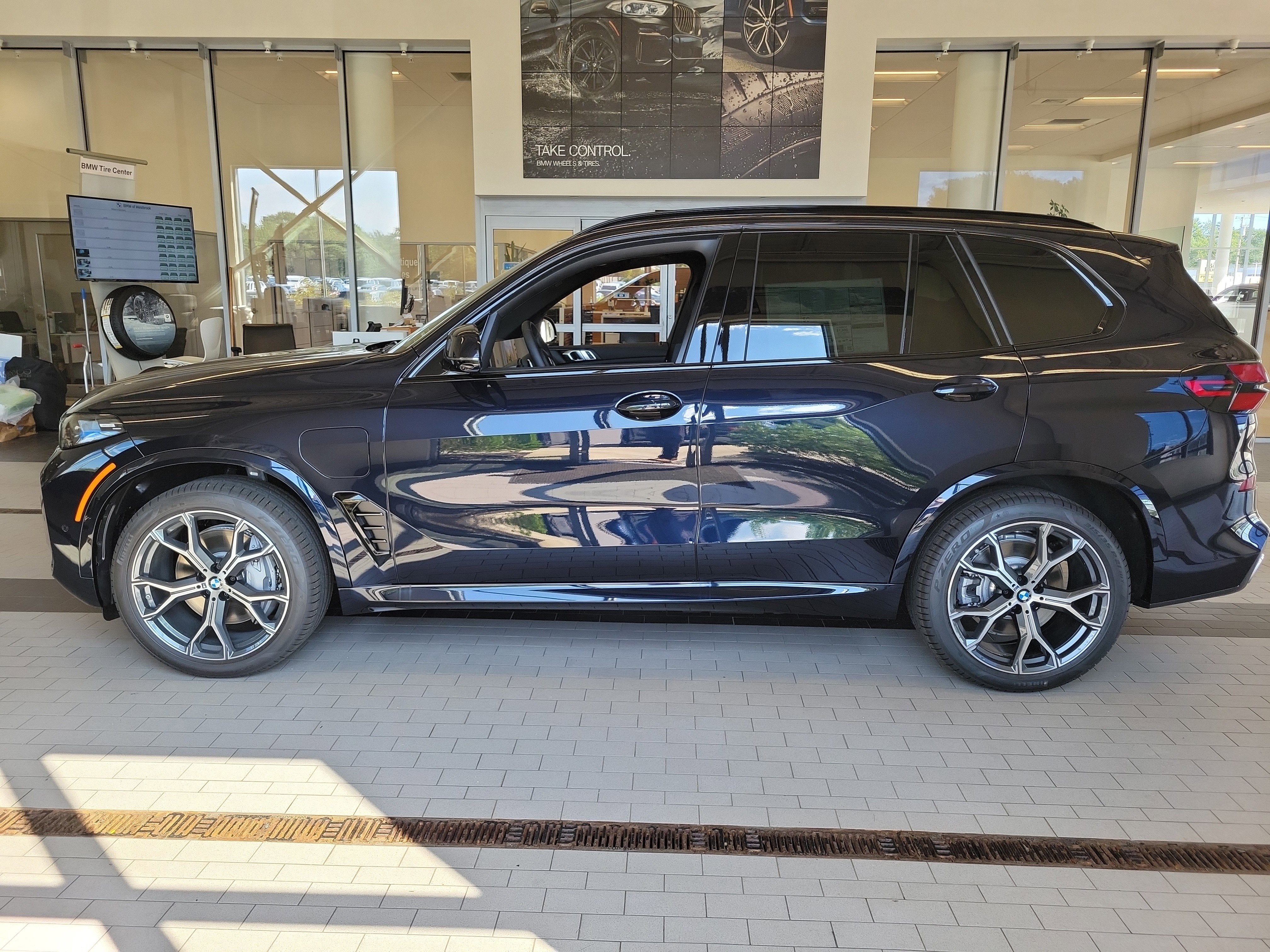 2026 BMW X5 xDrive50e