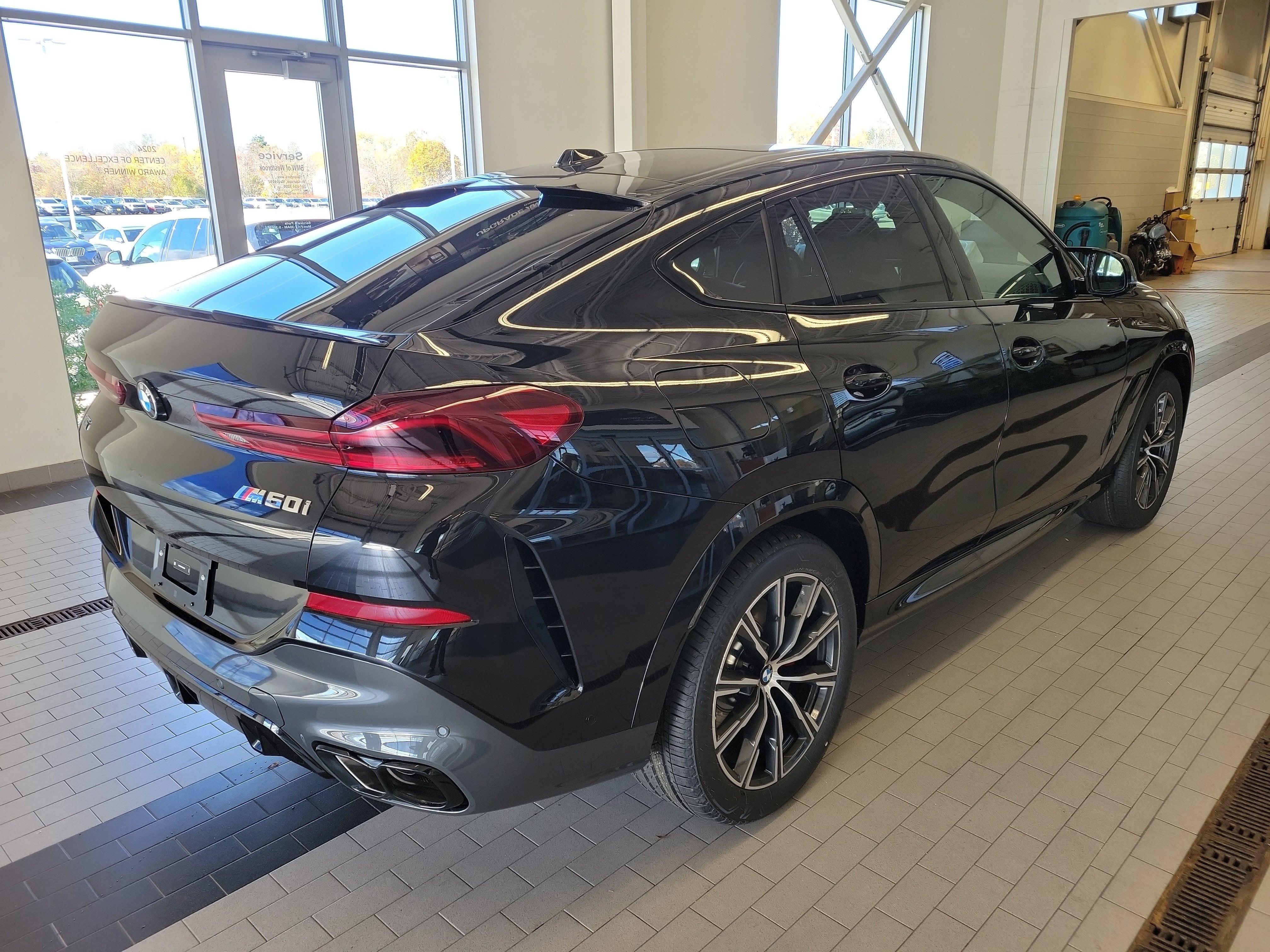 2026 BMW X6 M60i