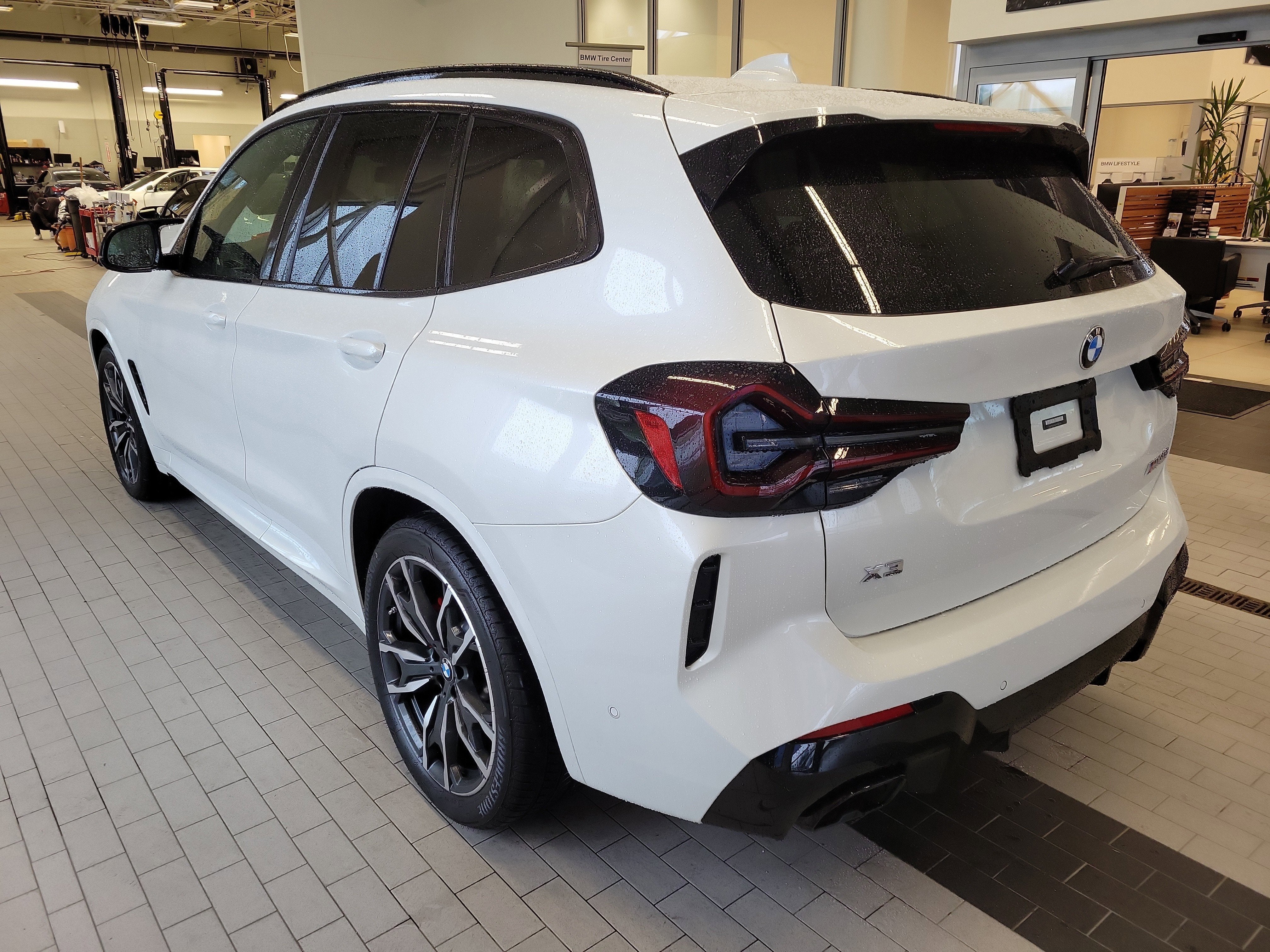 2023 BMW X3 M40i