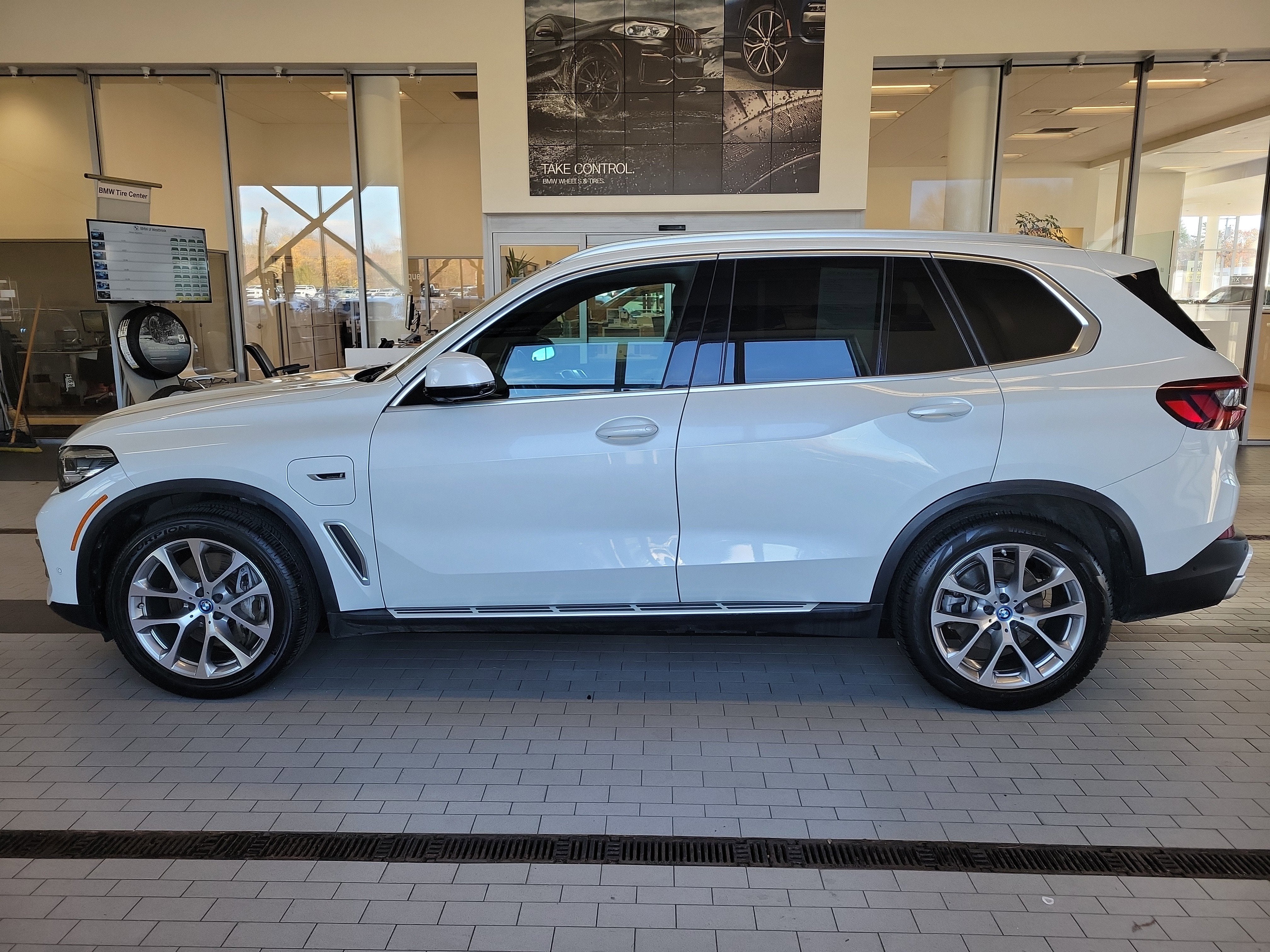 2022 BMW X5 xDrive45e