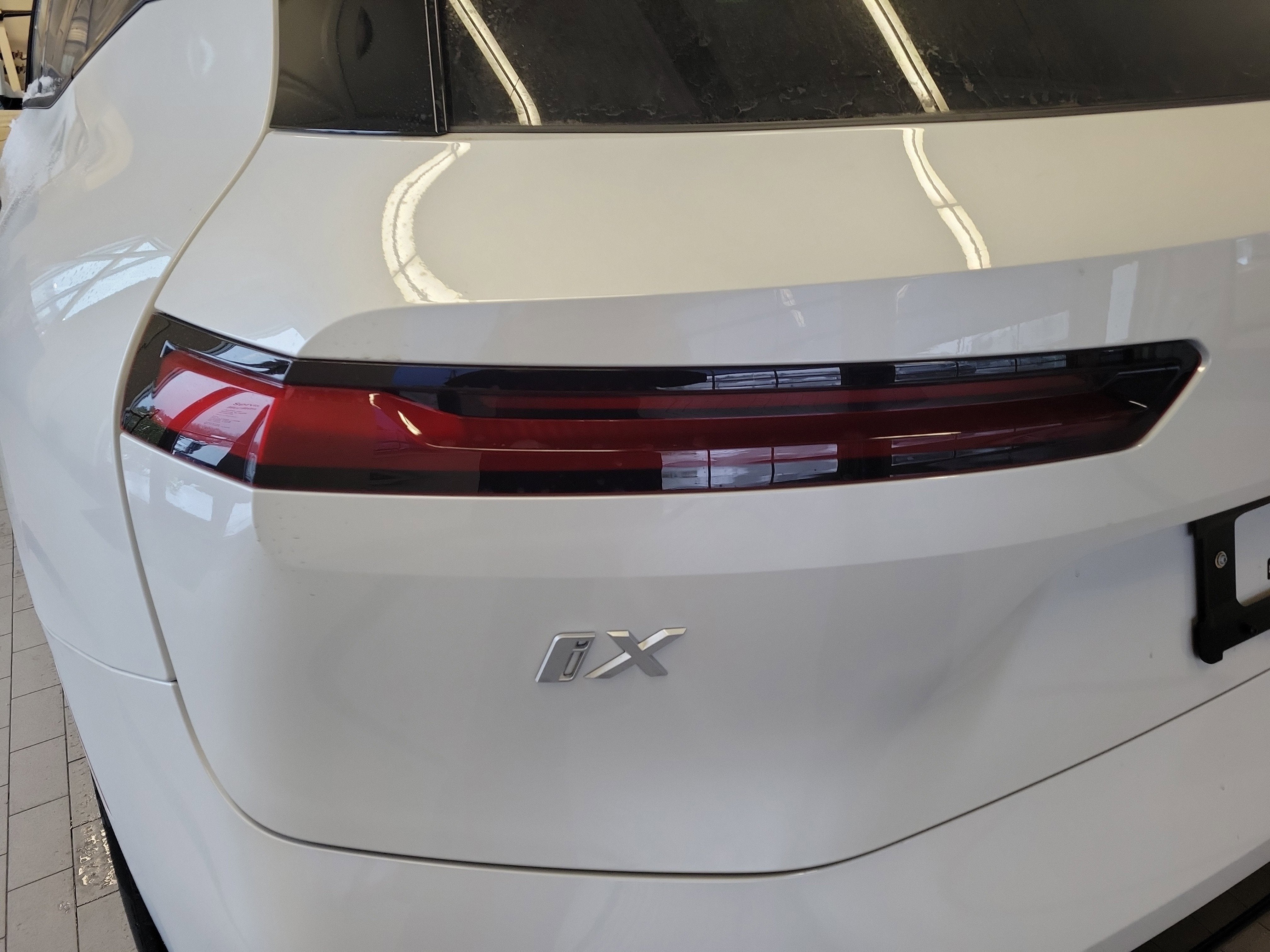 2026 BMW iX xDrive45