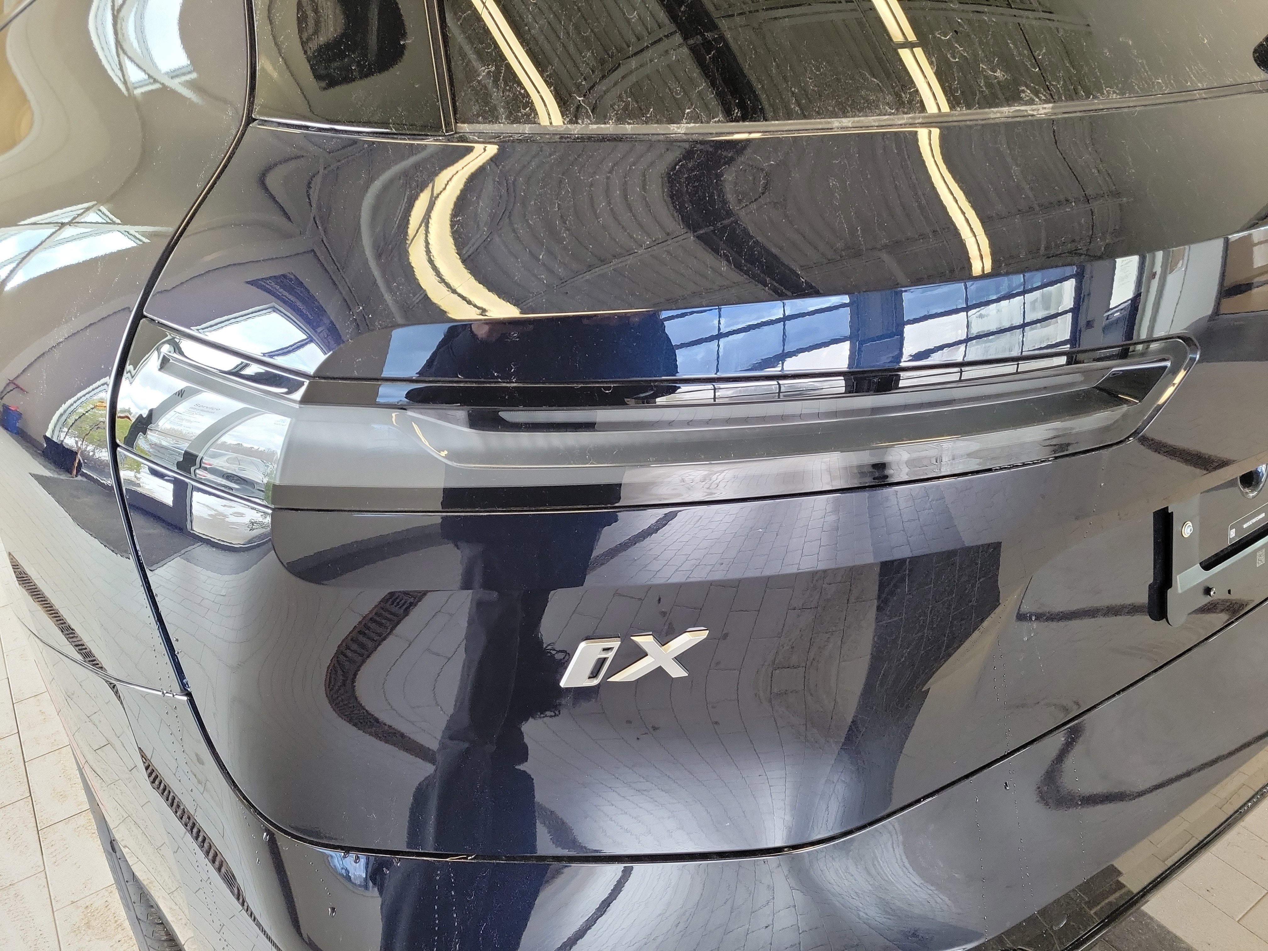 2026 BMW iX xDrive60