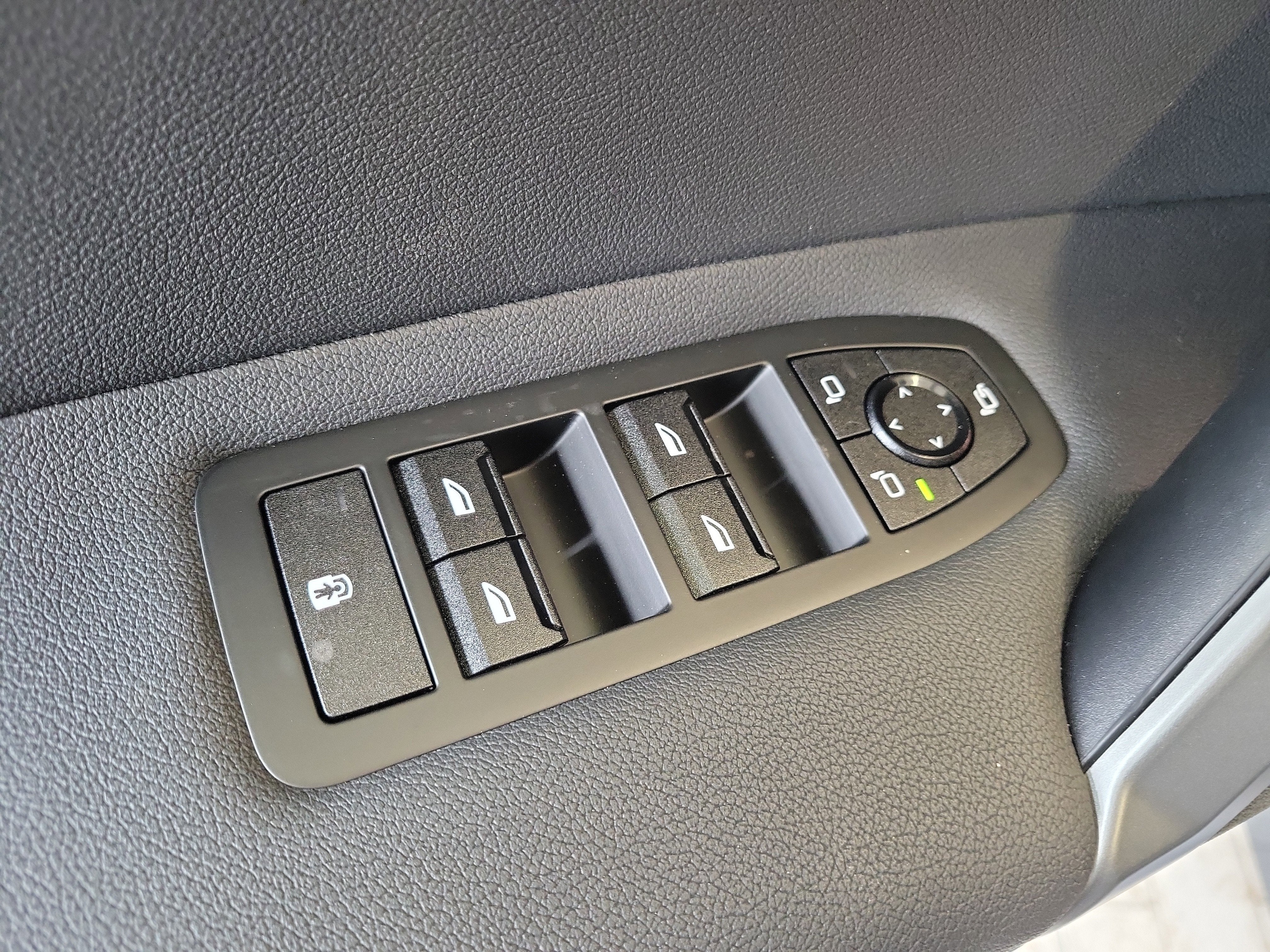 2026 BMW iX xDrive60