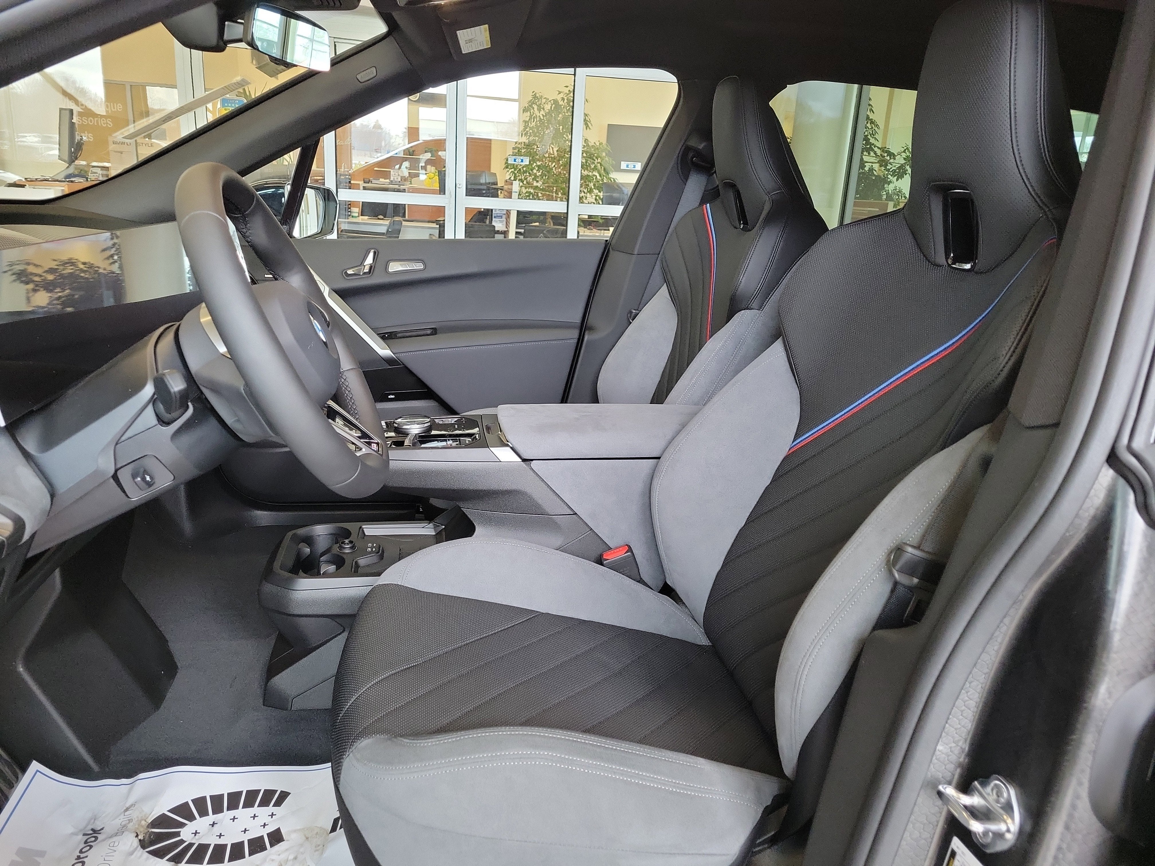 2026 BMW iX xDrive60