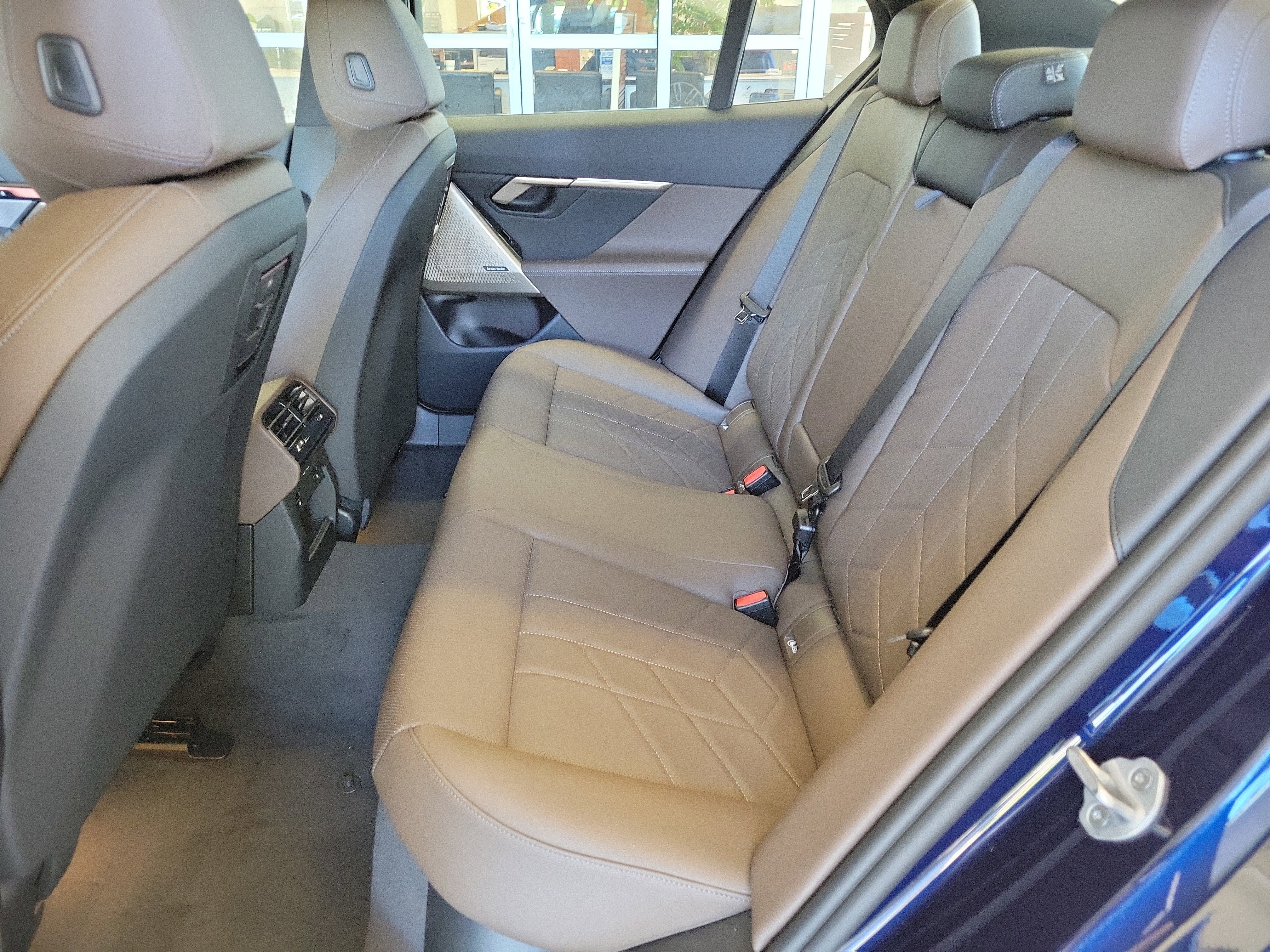 2027 BMW 5 Series 550e xDrive