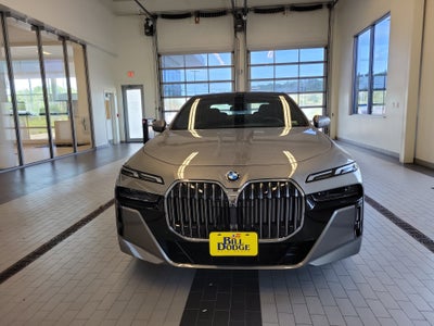 2025 BMW 7 Series 740i xDrive