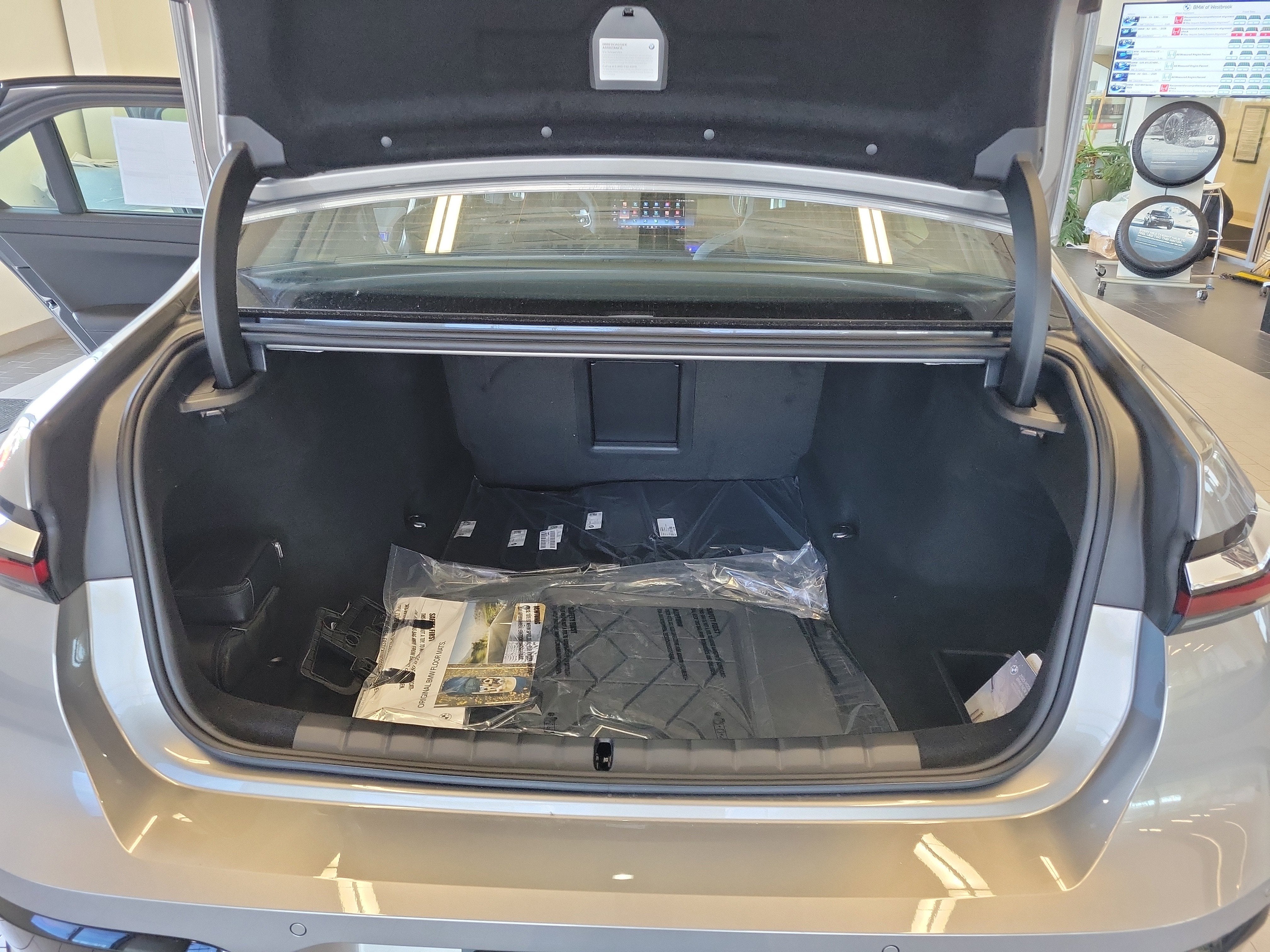 2025 BMW 7 Series 740i xDrive