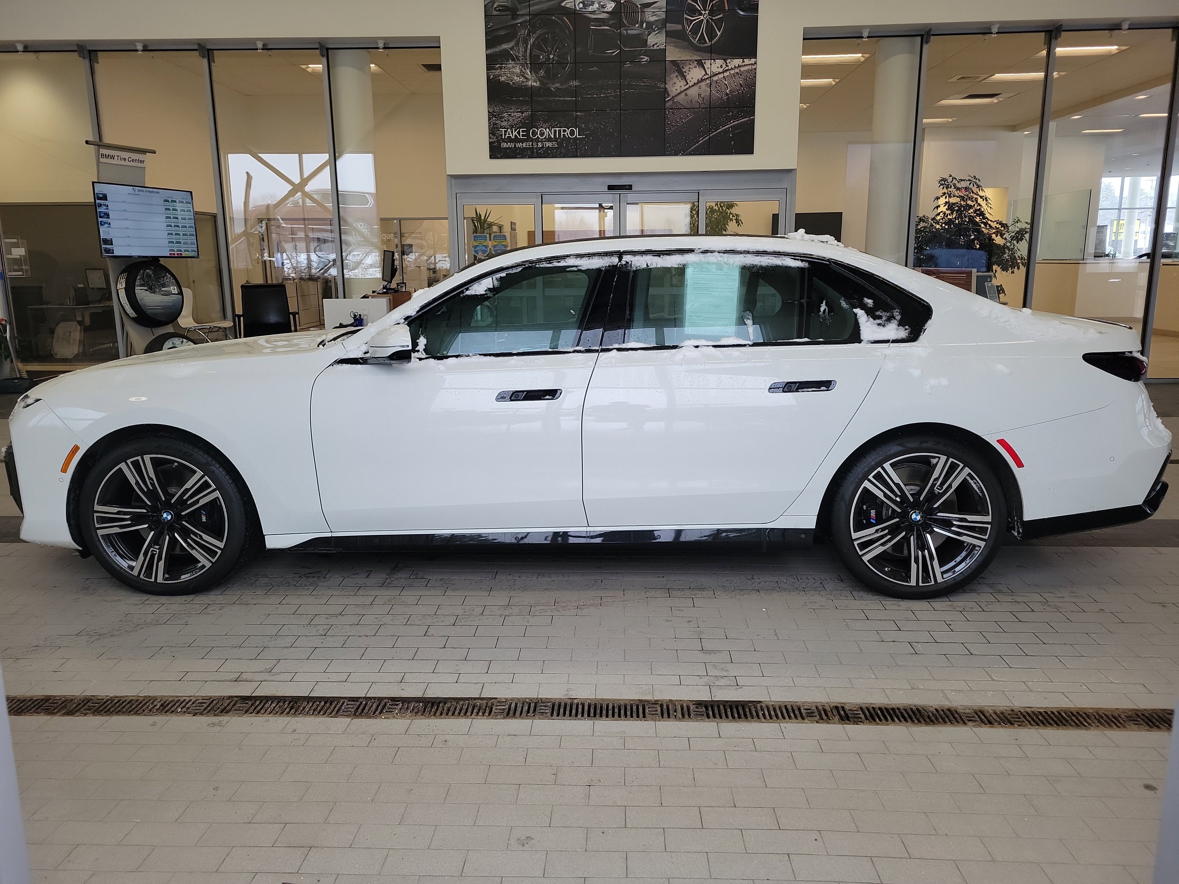 2023 BMW 7 Series 760i xDrive