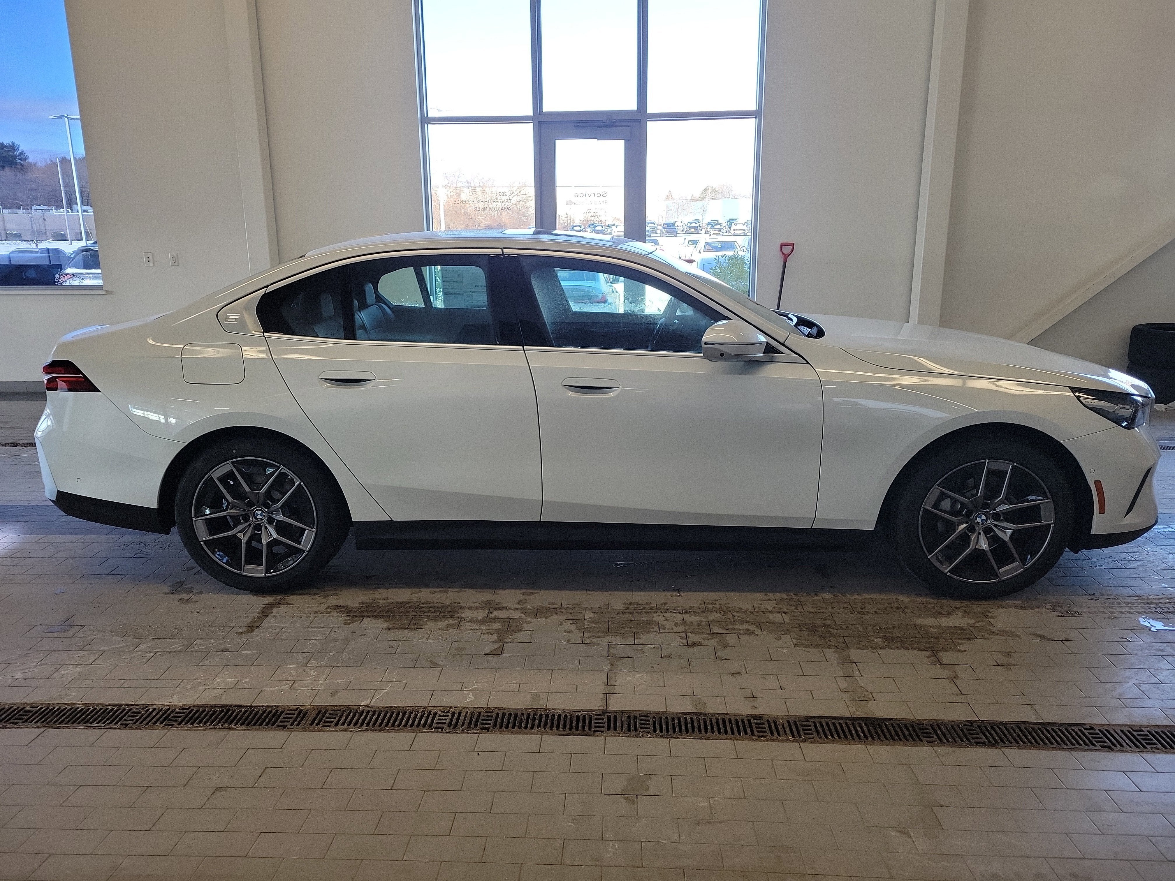 2026 BMW 5 Series 530i xDrive