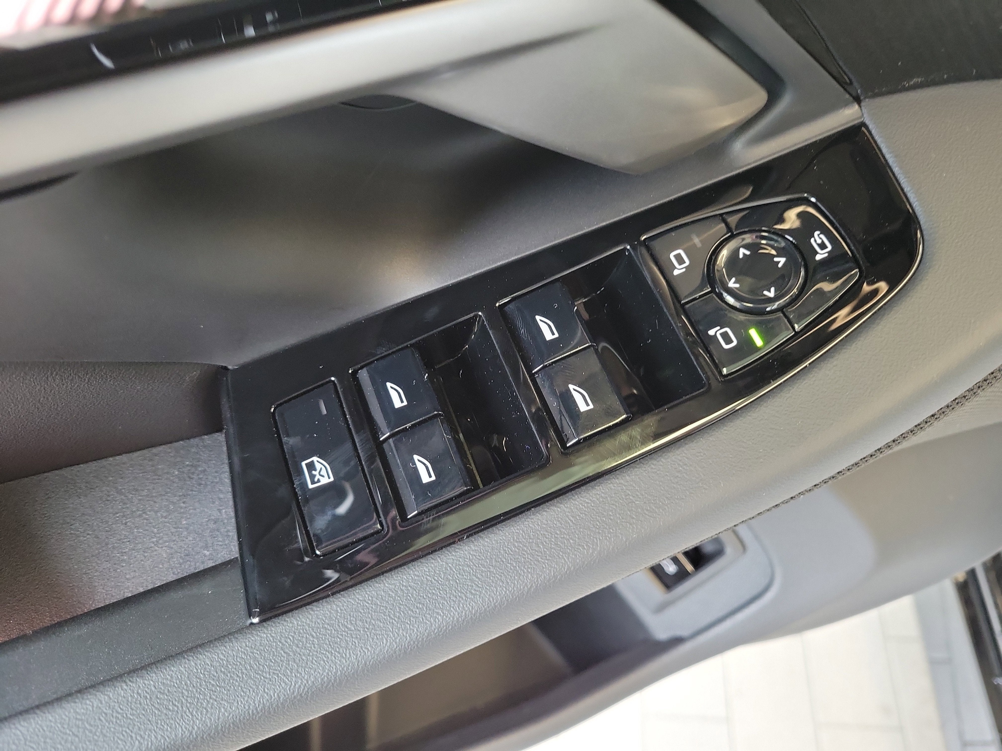 2027 BMW 5 Series 530i xDrive