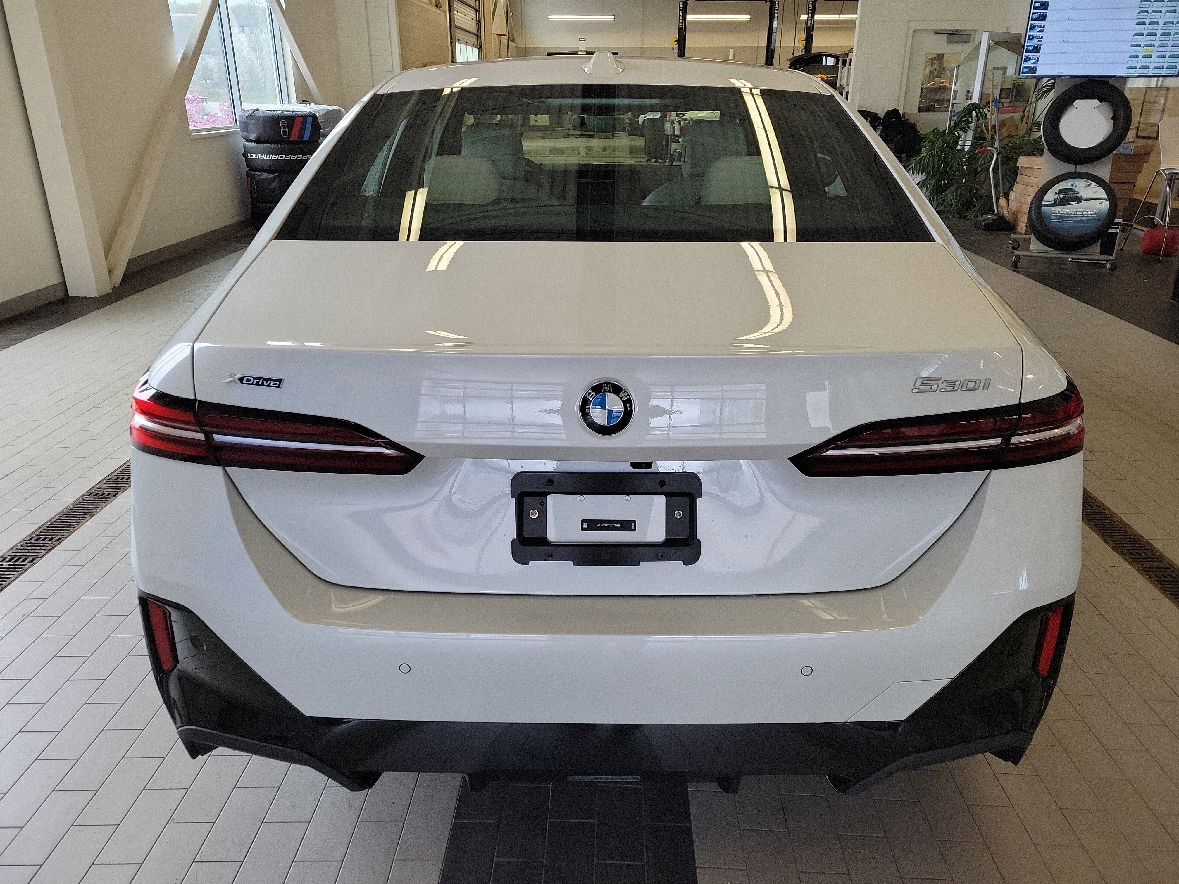 2027 BMW 5 Series 530i xDrive