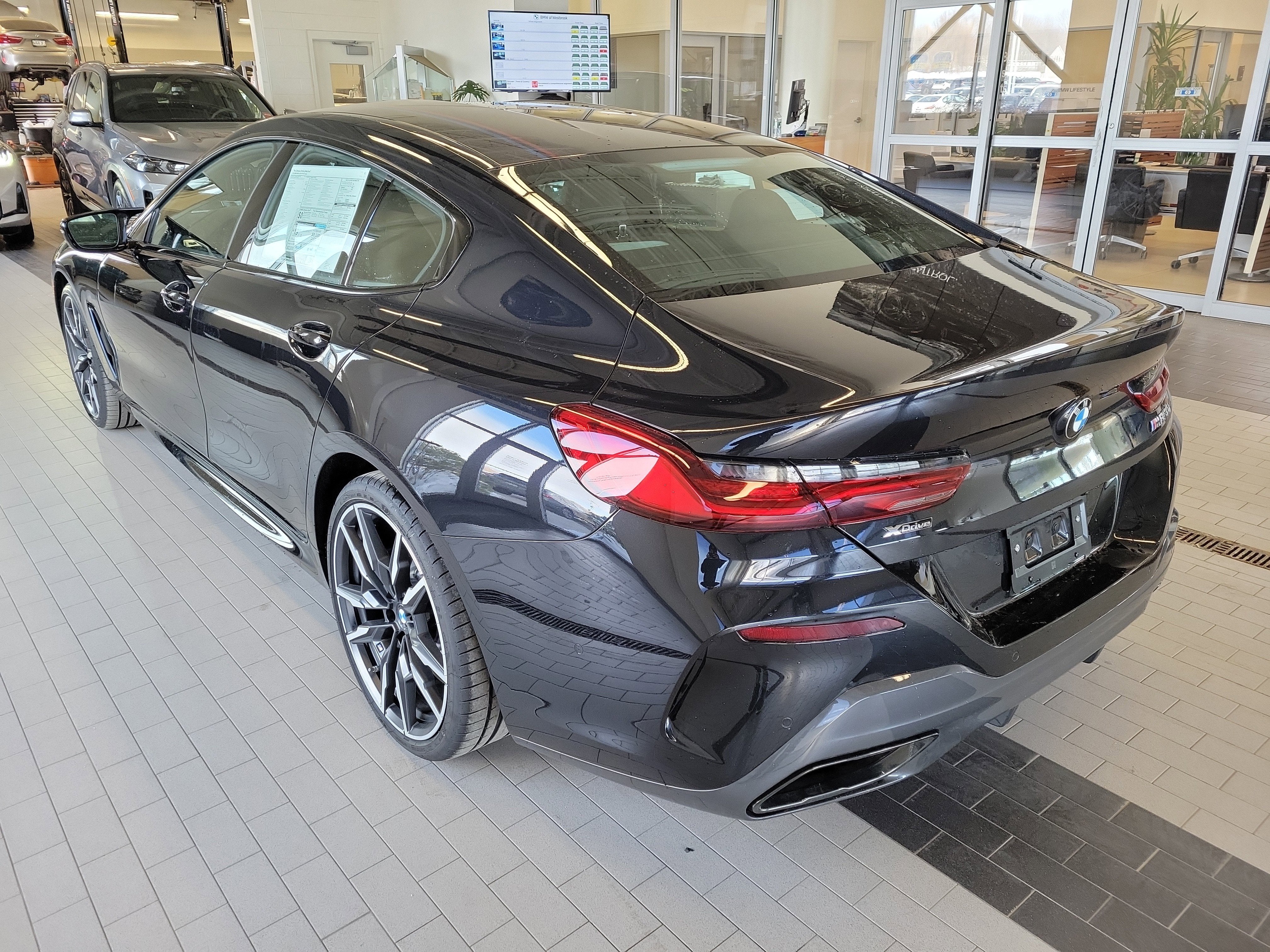 2026 BMW 8 Series M850i