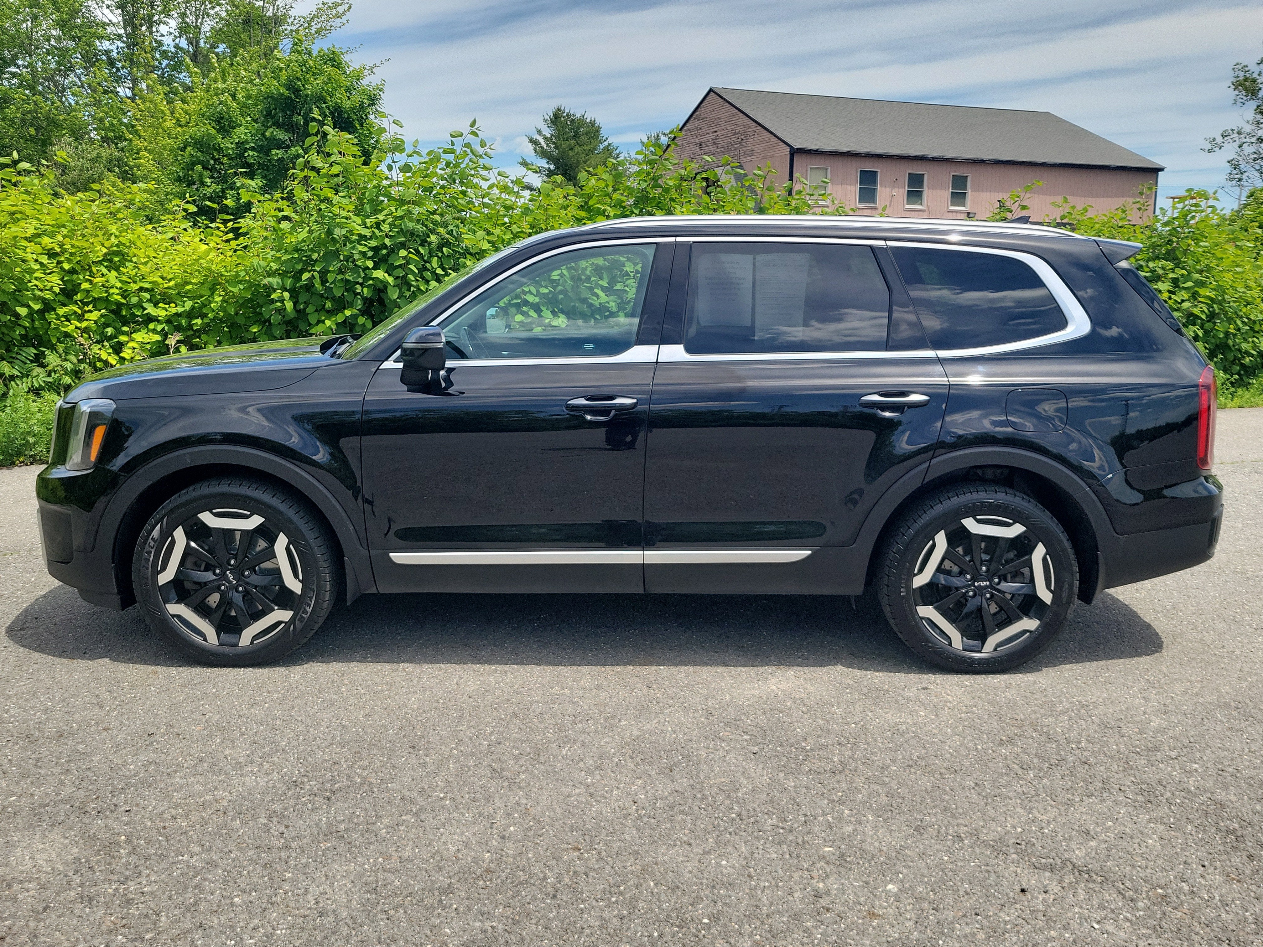 2023 Kia Telluride S