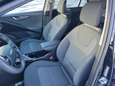 2025 Kia Niro LX