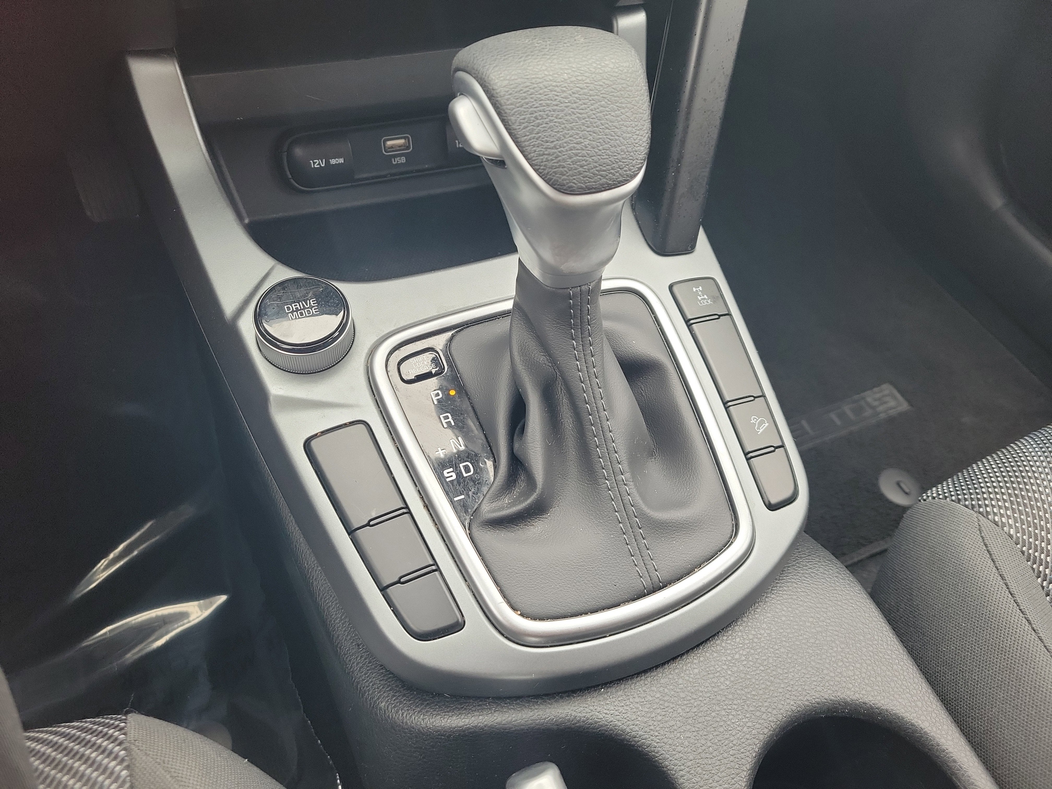 2024 Kia Seltos LX