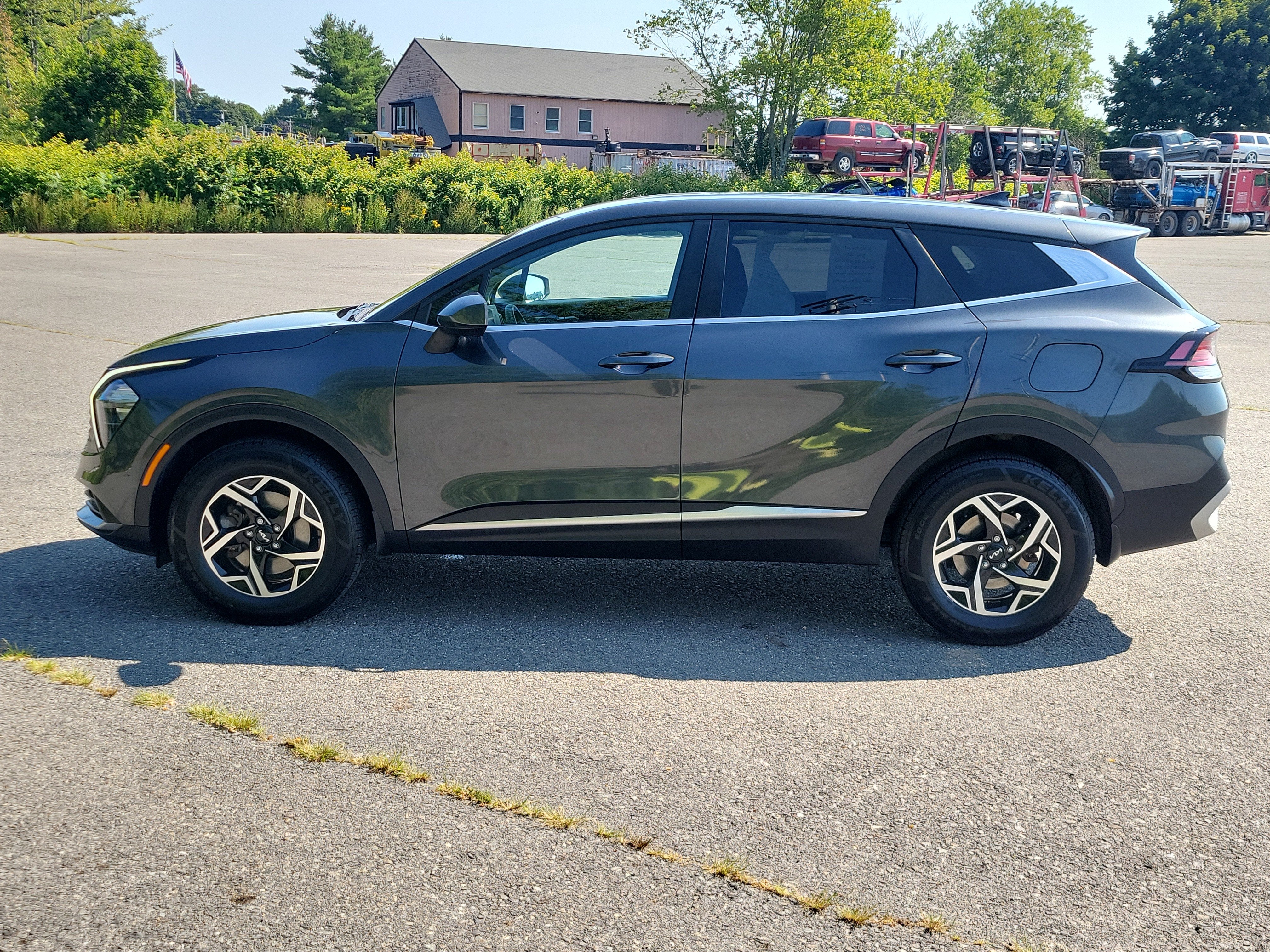 2023 Kia Sportage LX