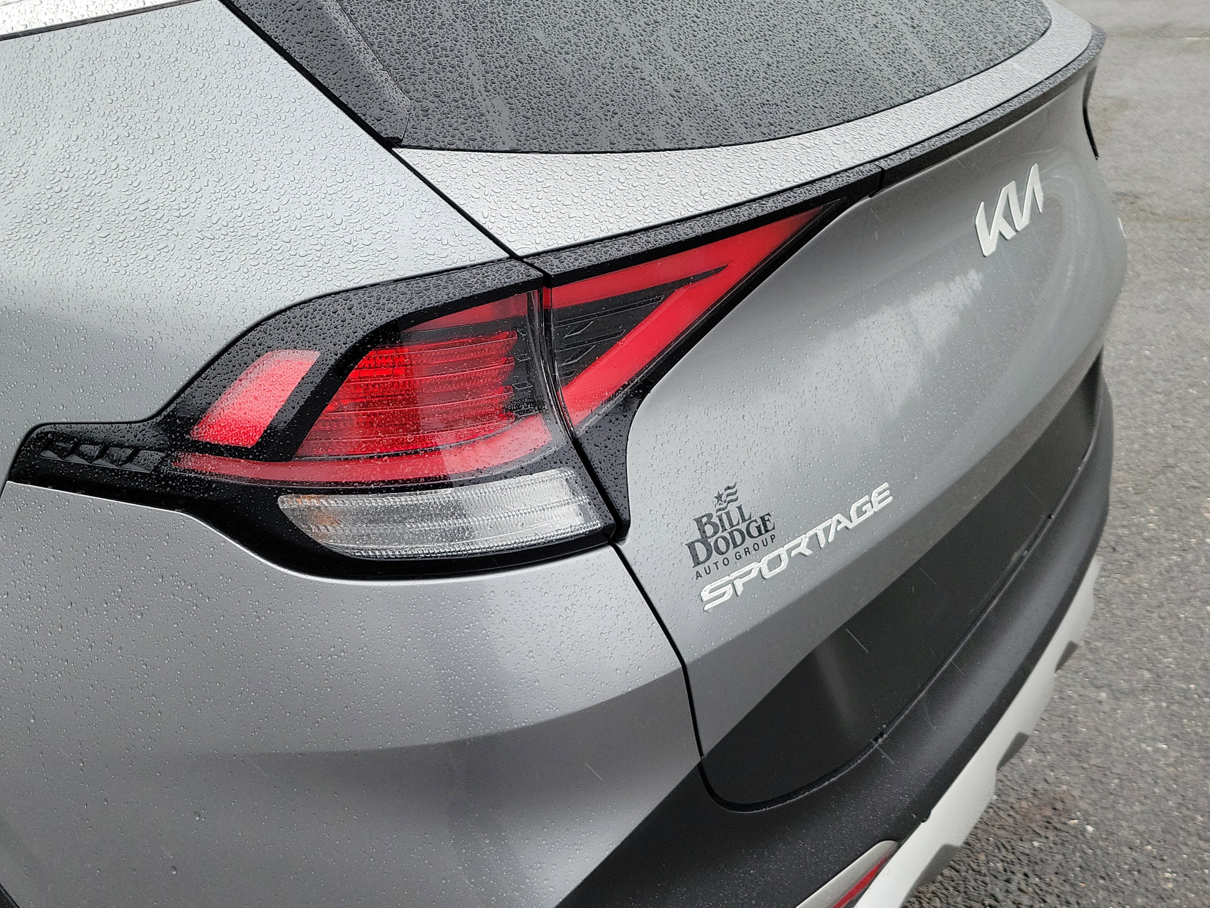 2023 Kia Sportage Hybrid LX