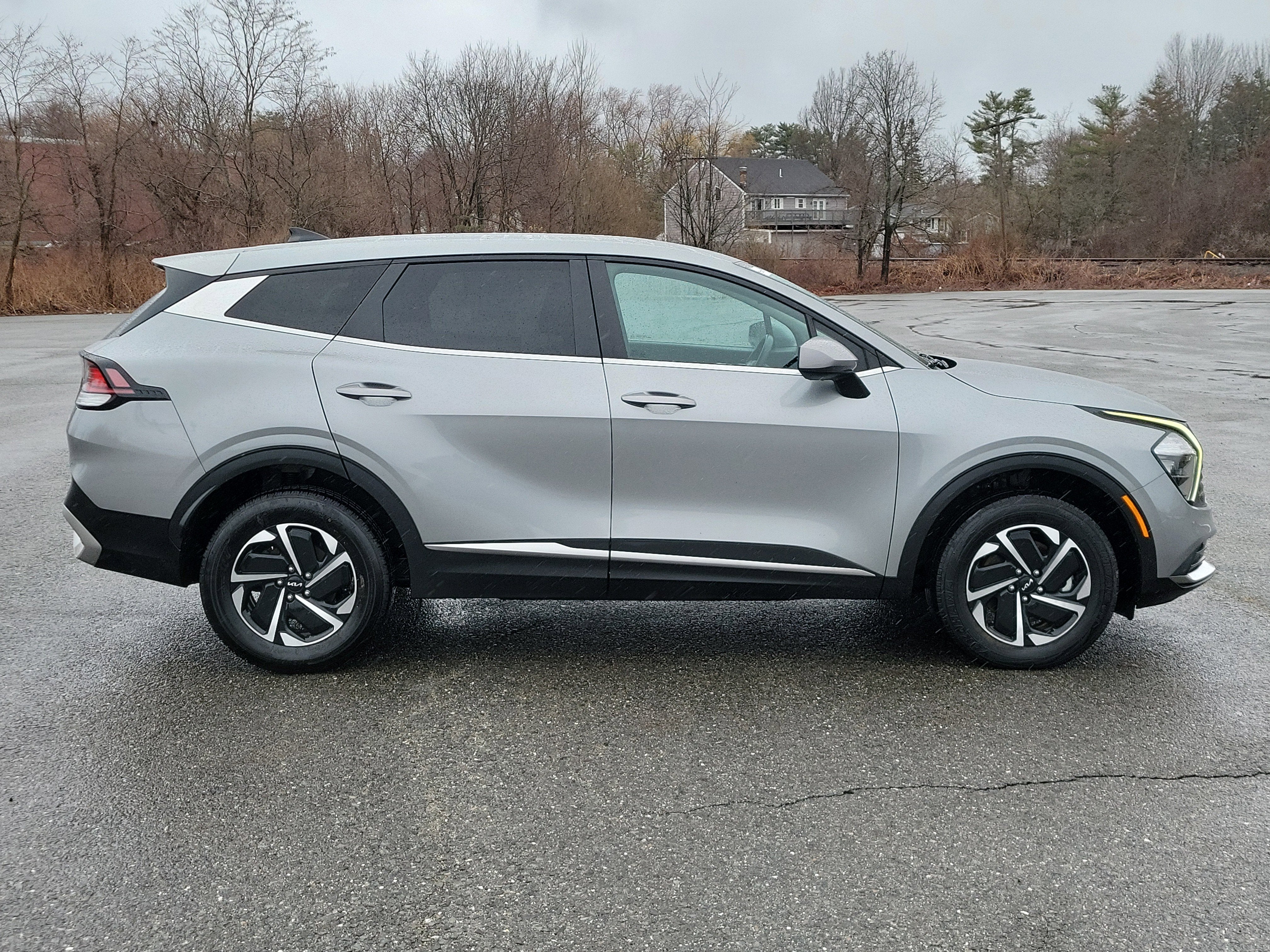 2023 Kia Sportage Hybrid LX