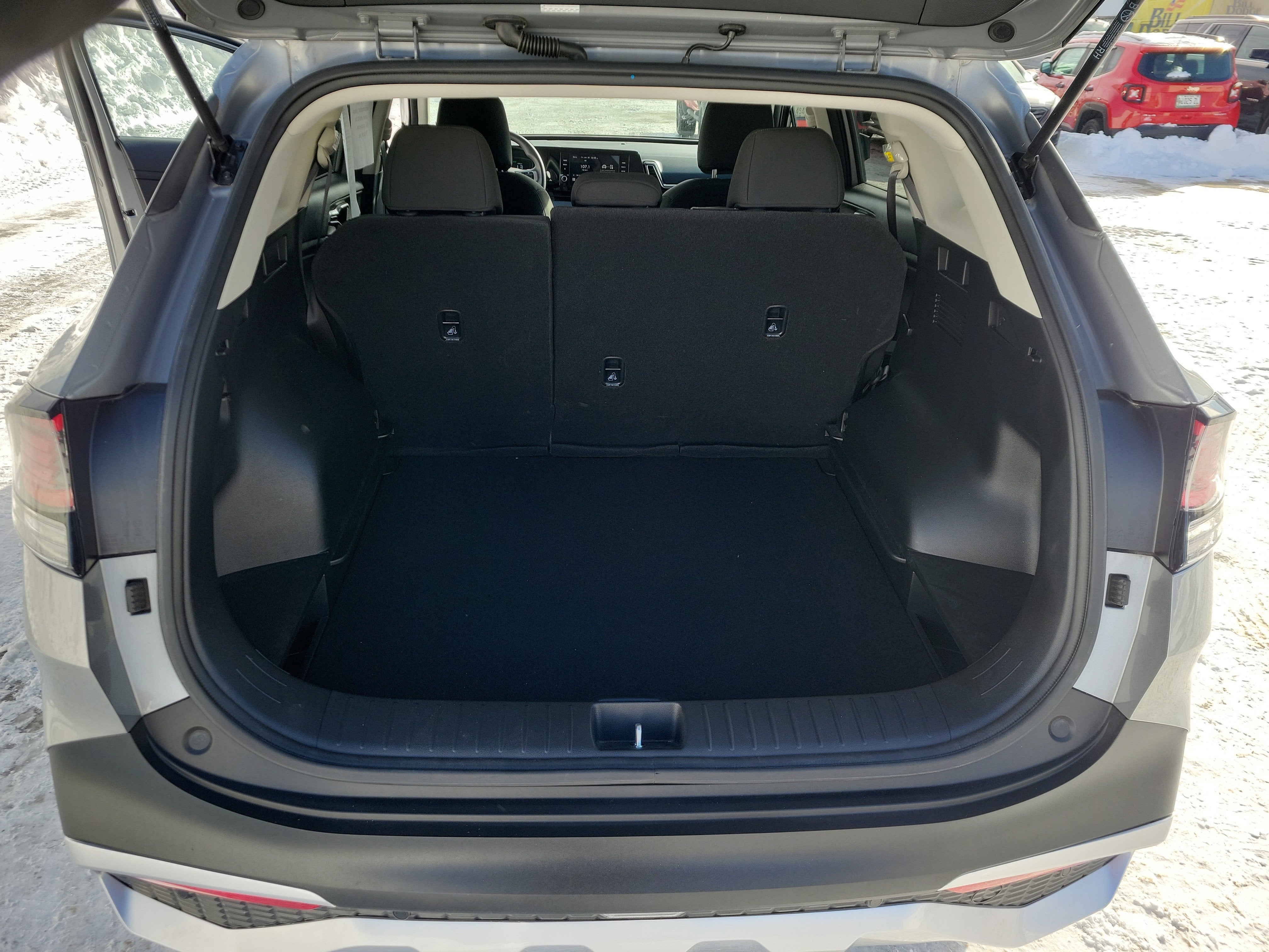 2023 Kia Sportage Hybrid LX