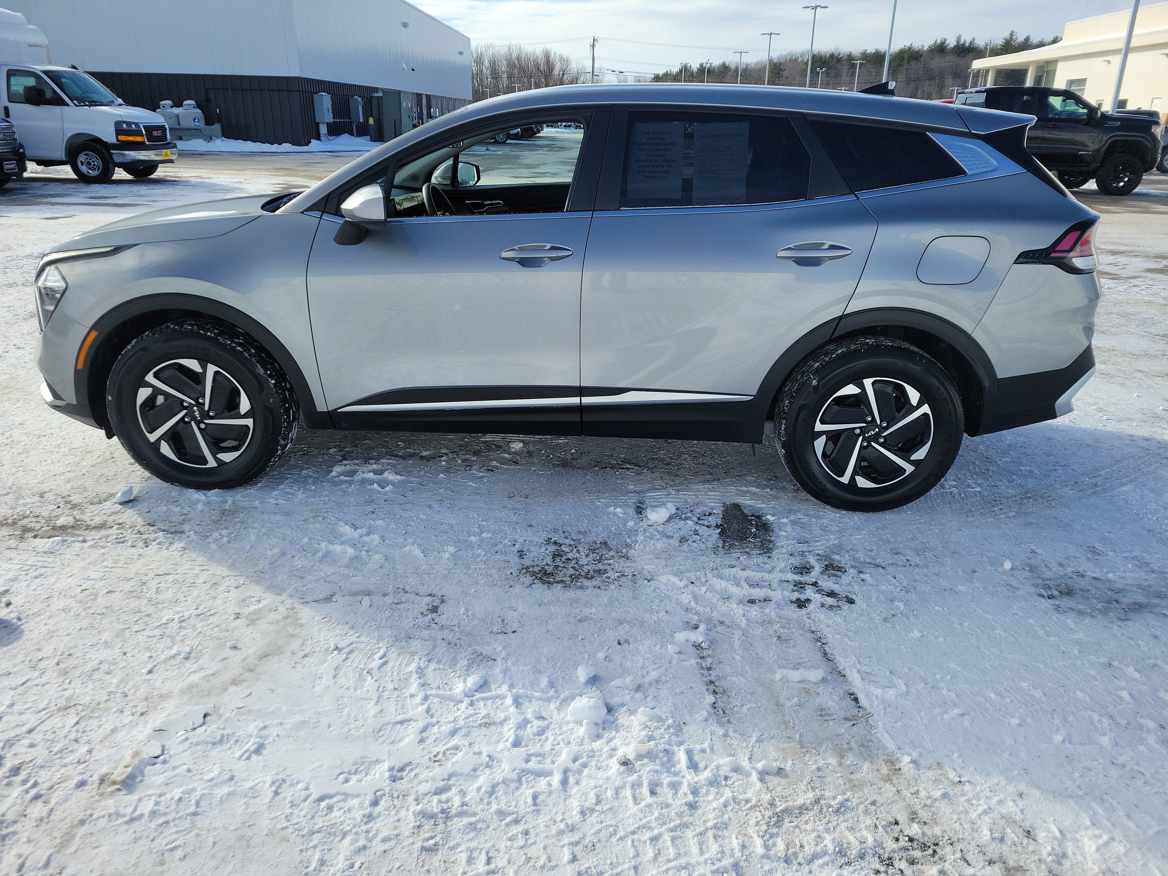 2023 Kia Sportage Hybrid LX