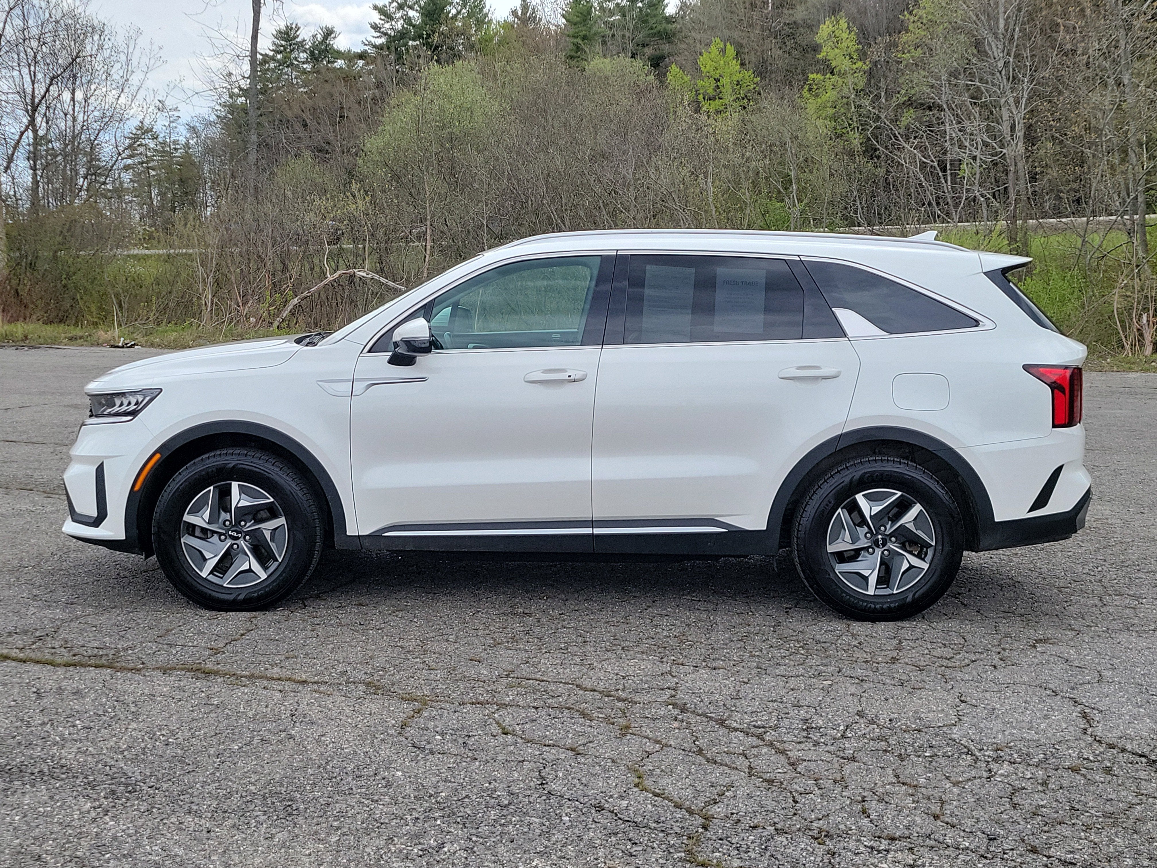 2022 Kia Sorento Hybrid S