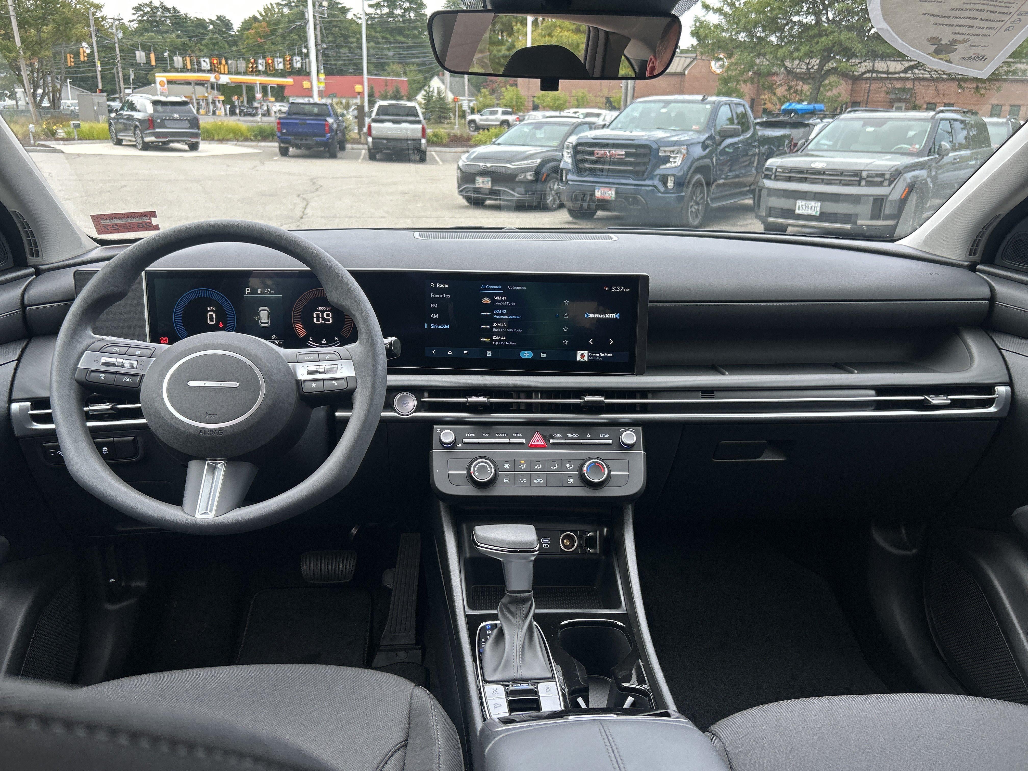 2026 Hyundai Tucson SE