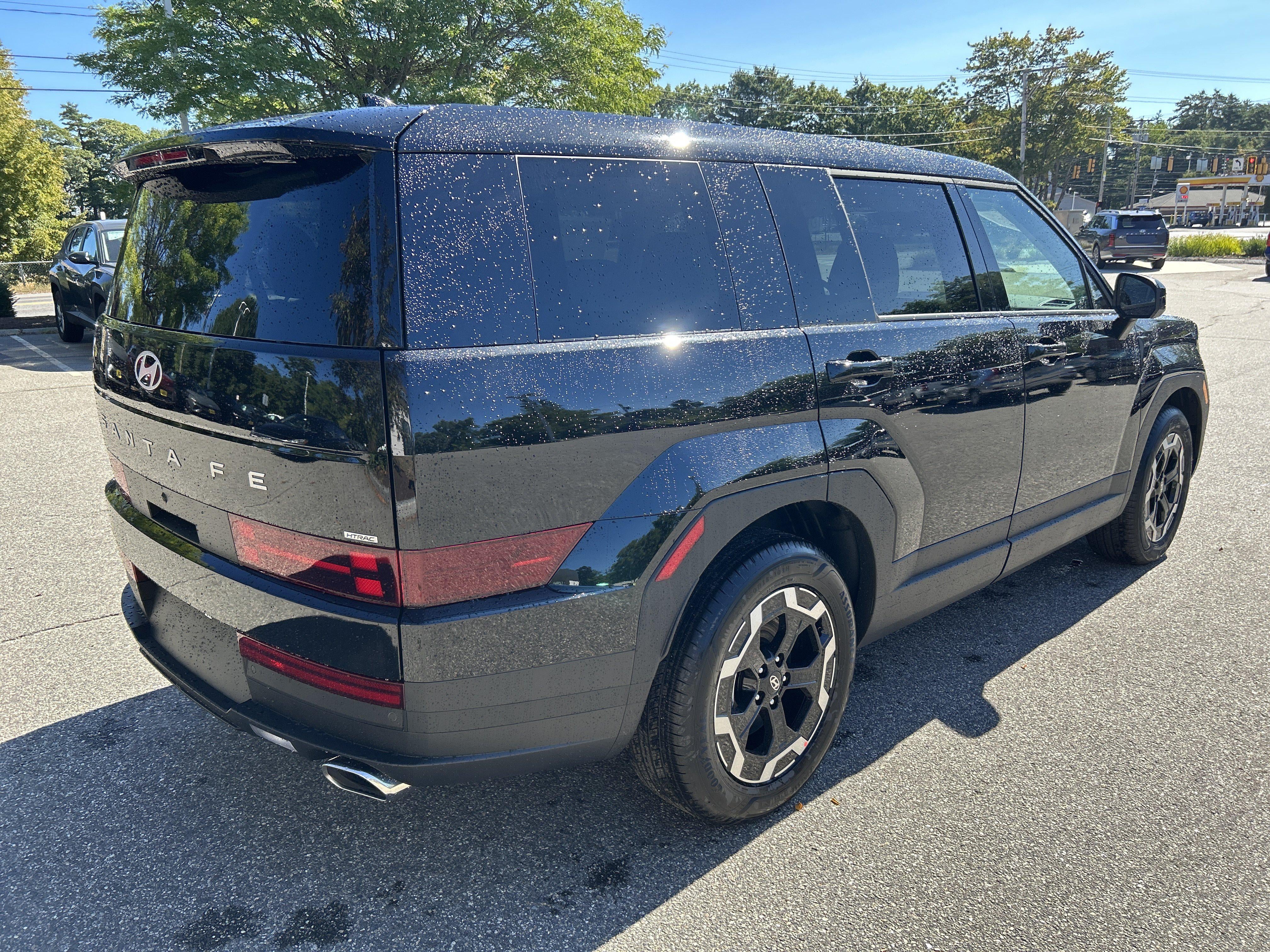 2027 Hyundai Santa Fe SE