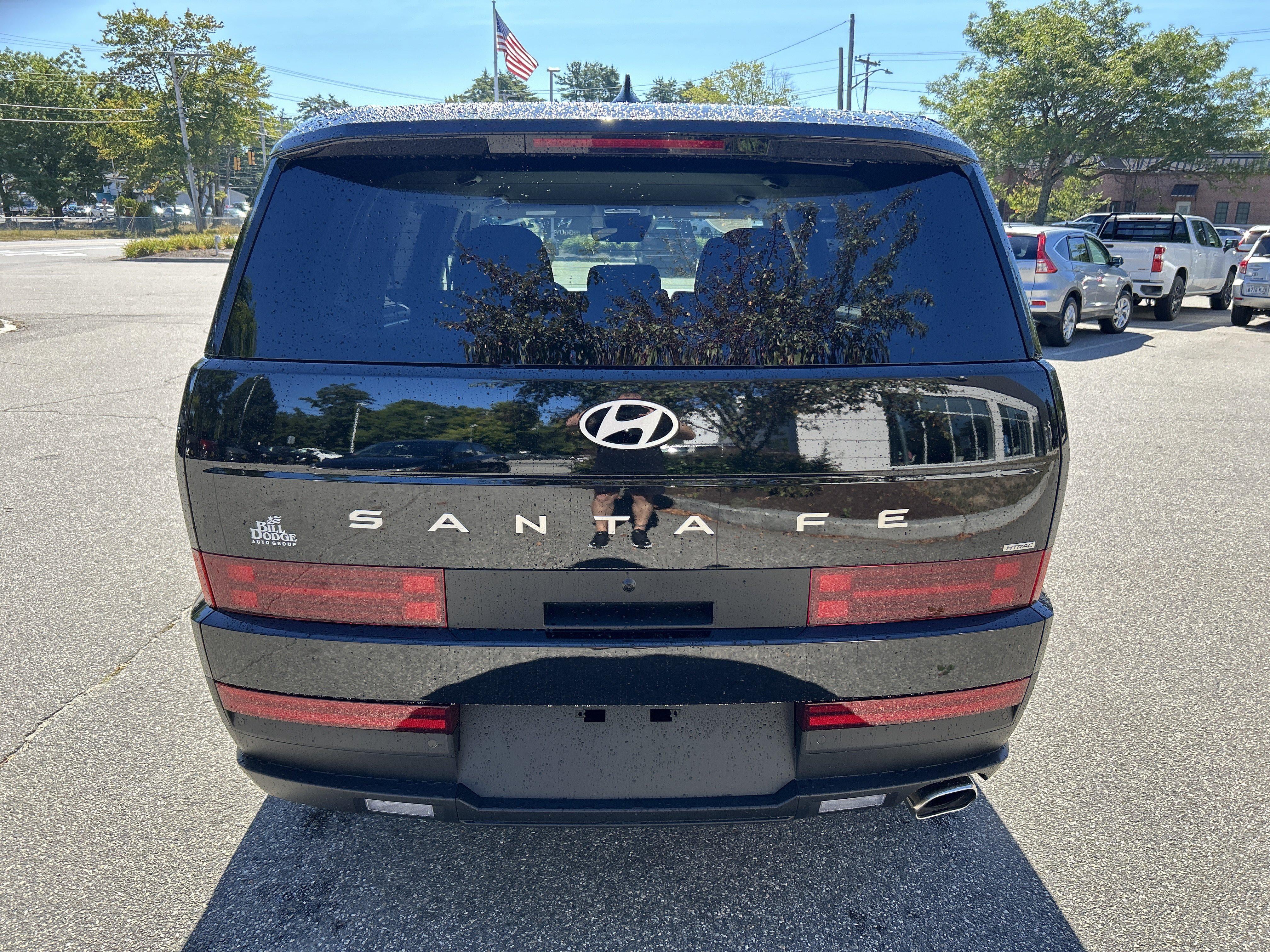 2027 Hyundai Santa Fe SE